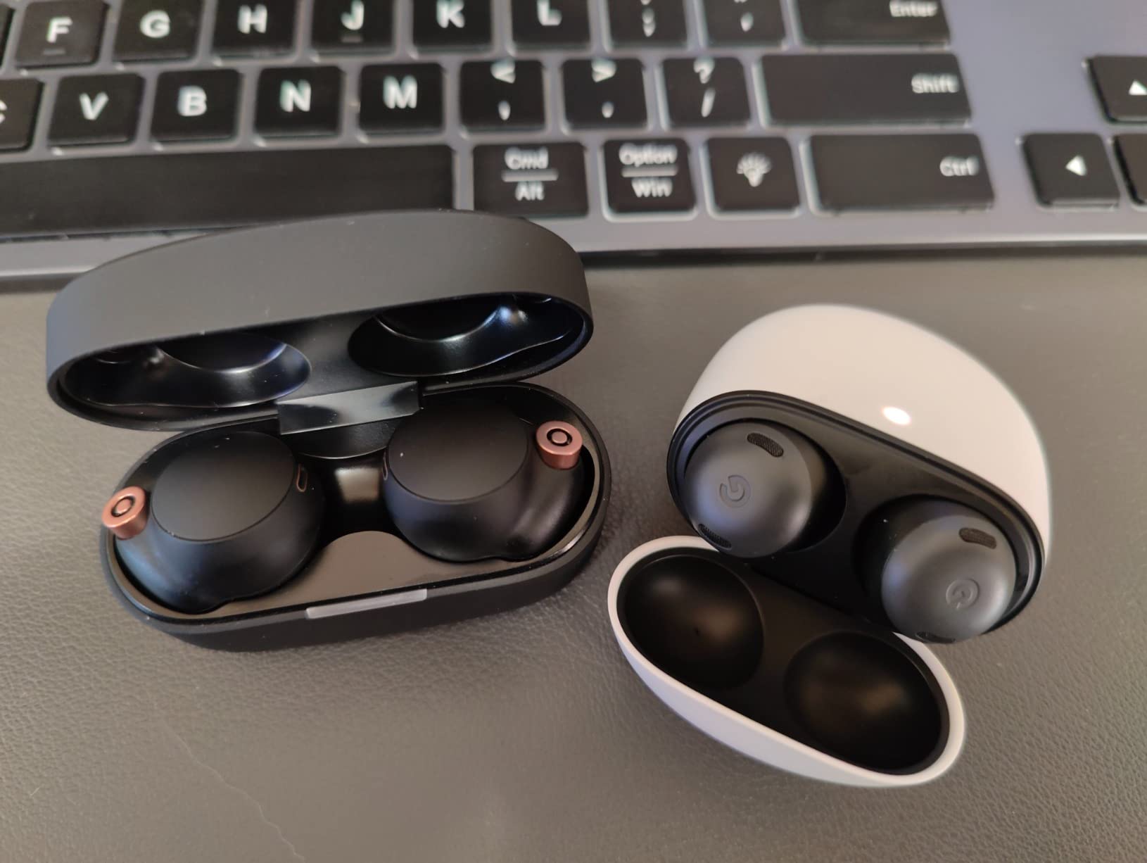 Pixel Buds Pro - Noise Canceling Earbuds - Up to 31 Hour Battery Life with Charging Case - Bluetooth Headphones - Compatible with Android - Coral customer photo 2