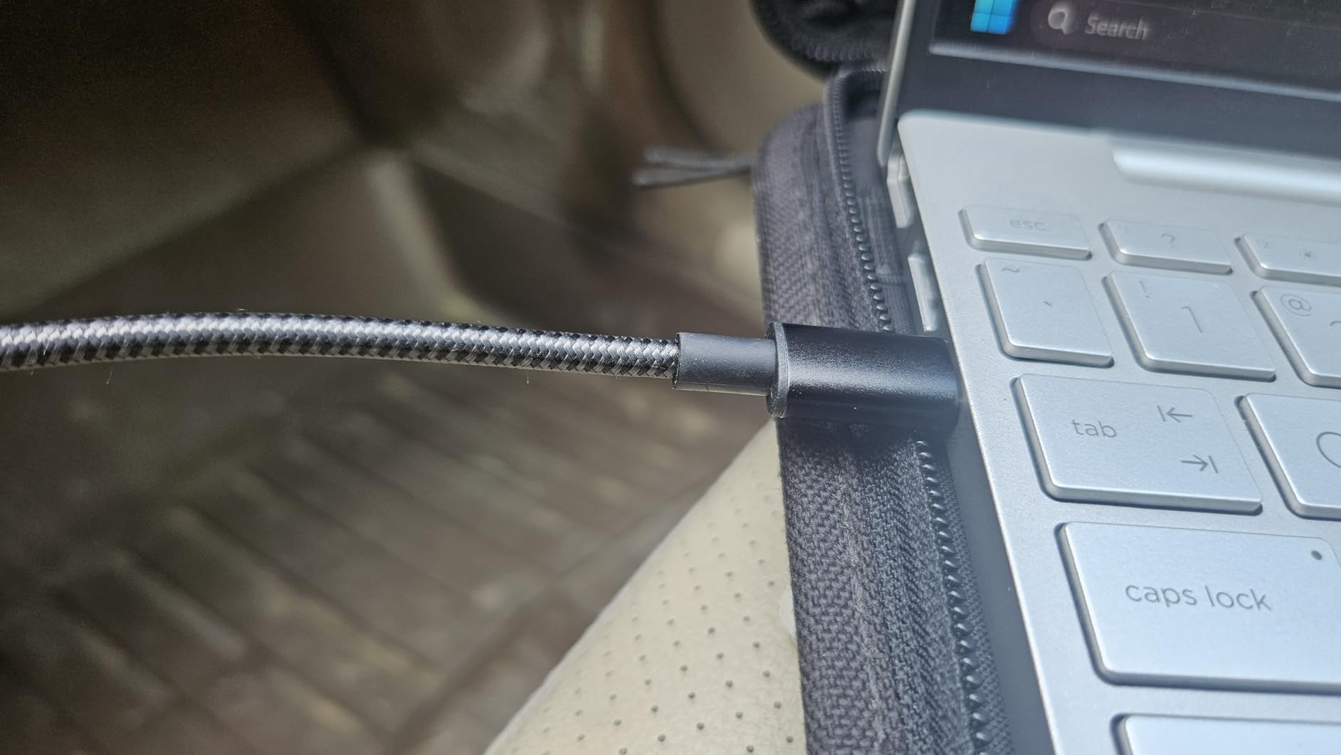 UGREEN 130W USB C Car Charger, PD 100W + PD 30W Type C Car Charger Adapter customer photo 1