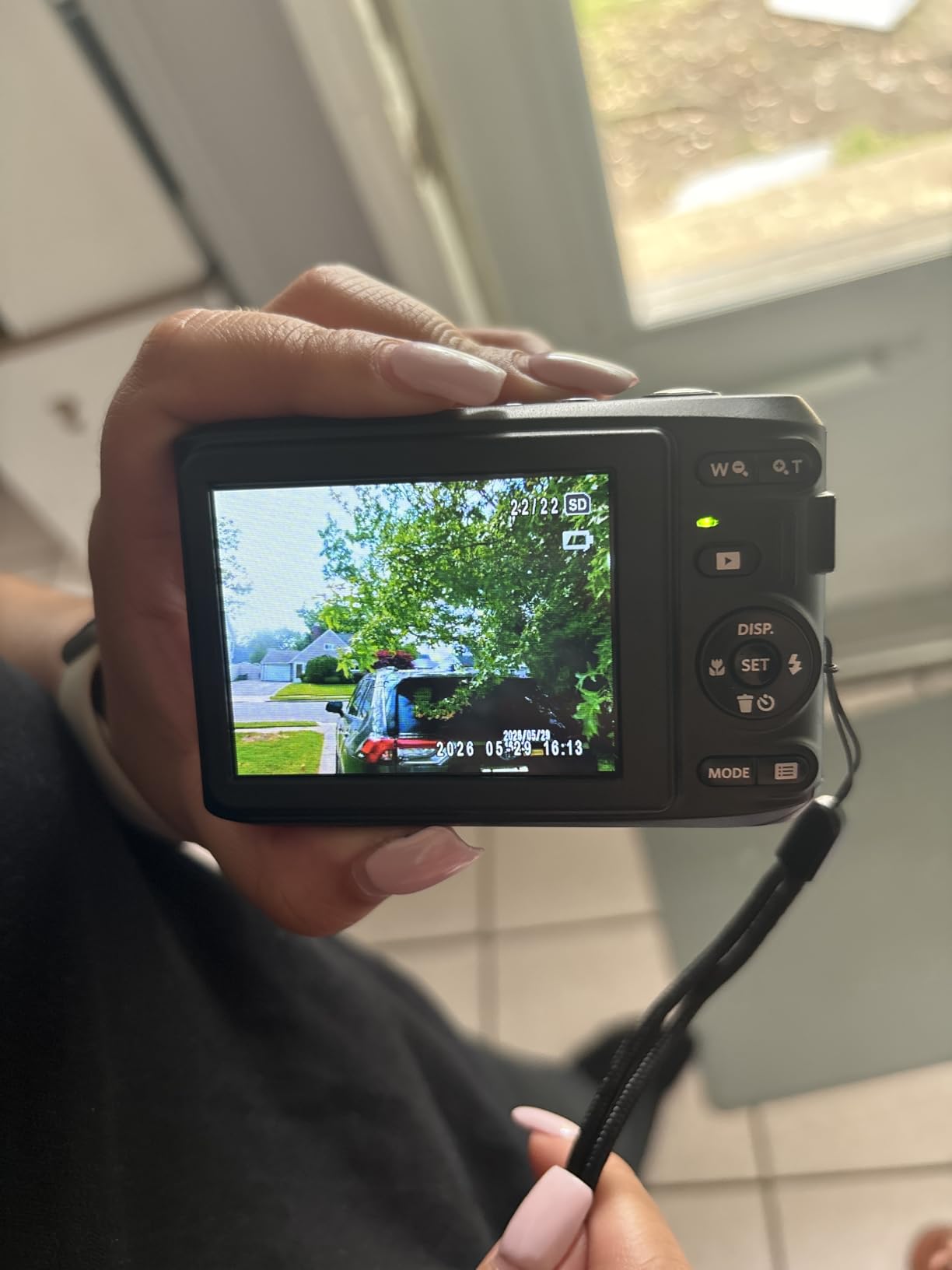 KODAK PIXPRO FZ45 16MP Compact Digital Camera, 4X Optical Zoom, AA, Black | 1080p Full HD Video, 27mm Wide Angle Lens, 2.7 Inch LCD, Point and Shoot, Digicam, Travel and Family Photos customer photo 1