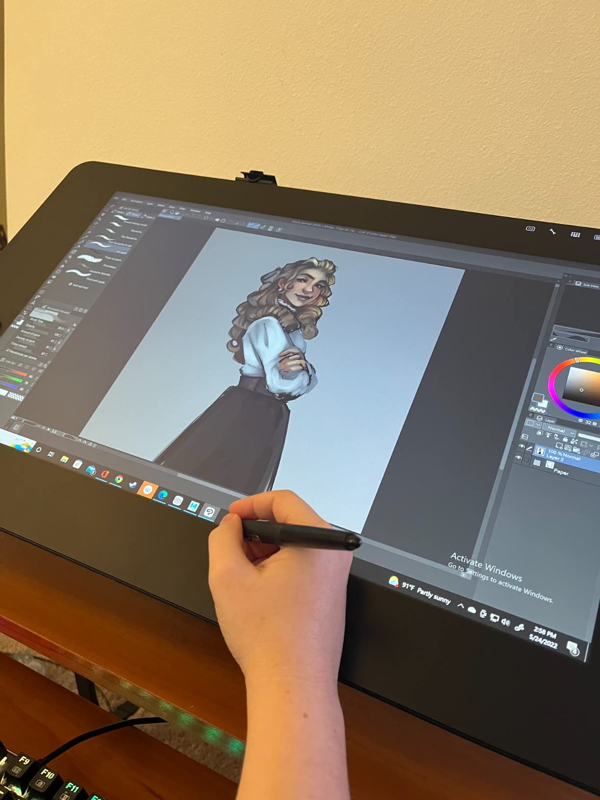 Cintiq Pro 17 Drawing Tablet with Screen, 17.3