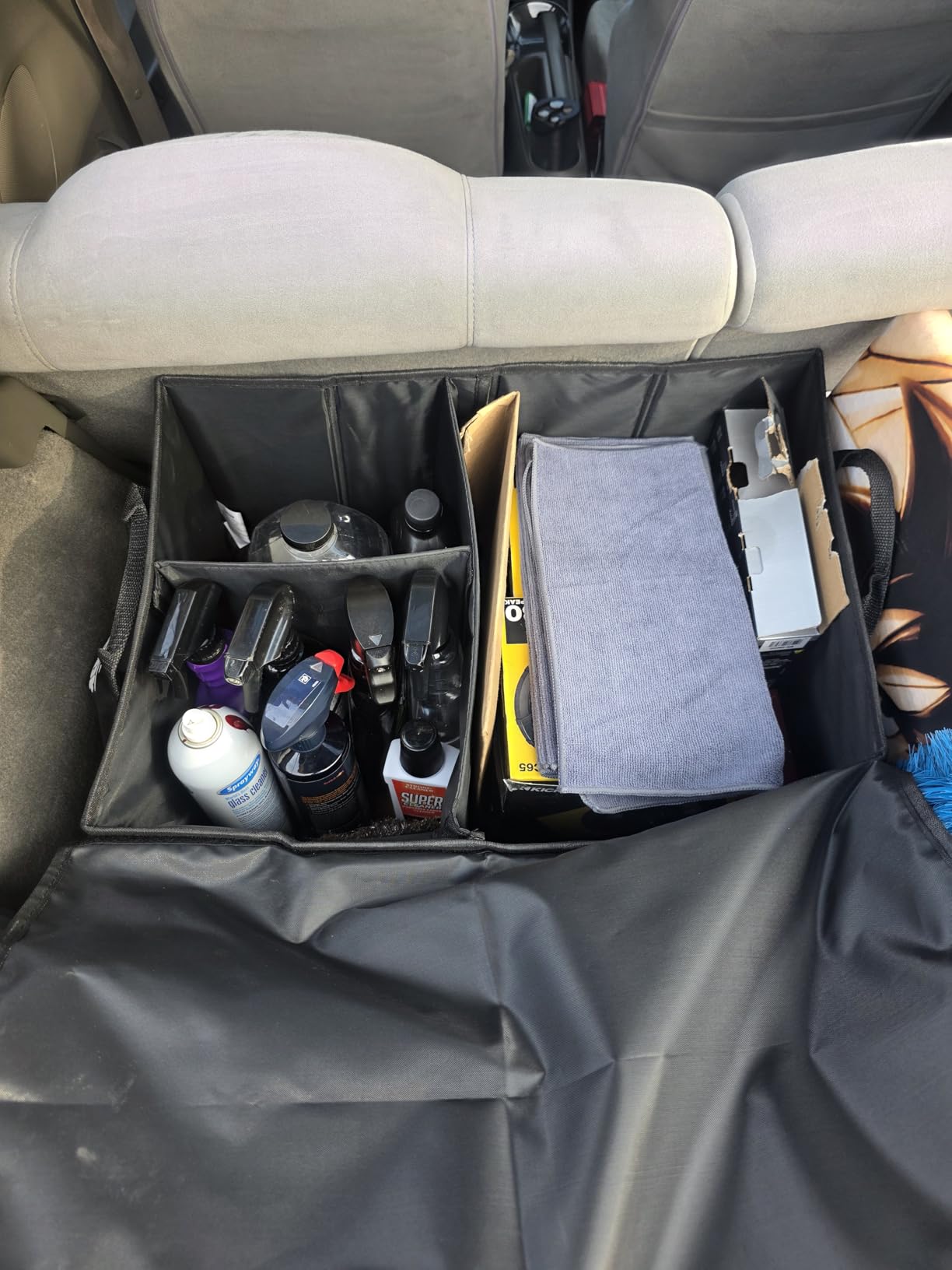 Oasser Car Trunk Organizer, 3 Compartments Collapsible Waterproof Car Organizer Storage with Foldable Cover, Reflective Strip, Non-Slip Bottom, 4 Mesh Pockets for SUV/Truck/Sedan/Camping/Road Trip customer photo 2