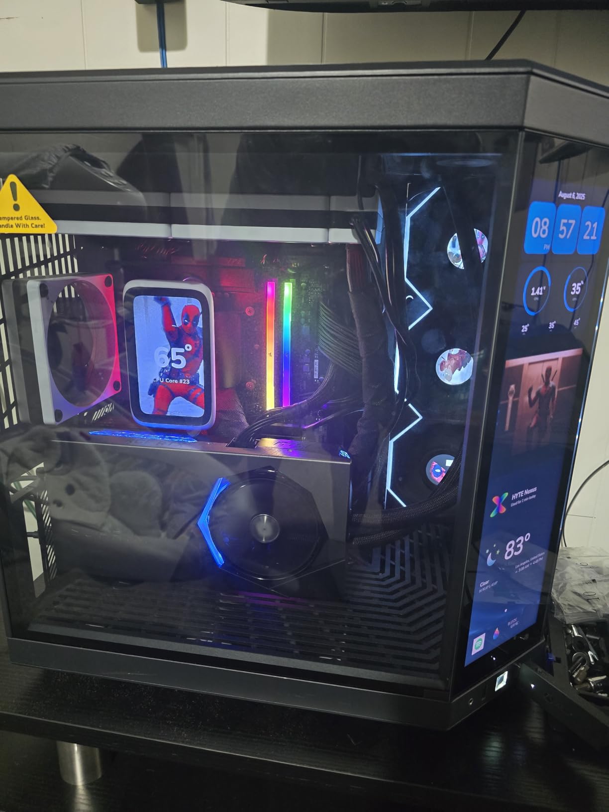 MSI GeForce RTX 5090 32G SUPRIM Liquid SOC - 32GB GDDR7, 28Gbps/512-bit, PCIe 5, Boost: 2565MHz, Water Cooling, HDMI 2.1b, DisplayPort 2.1b customer photo 2