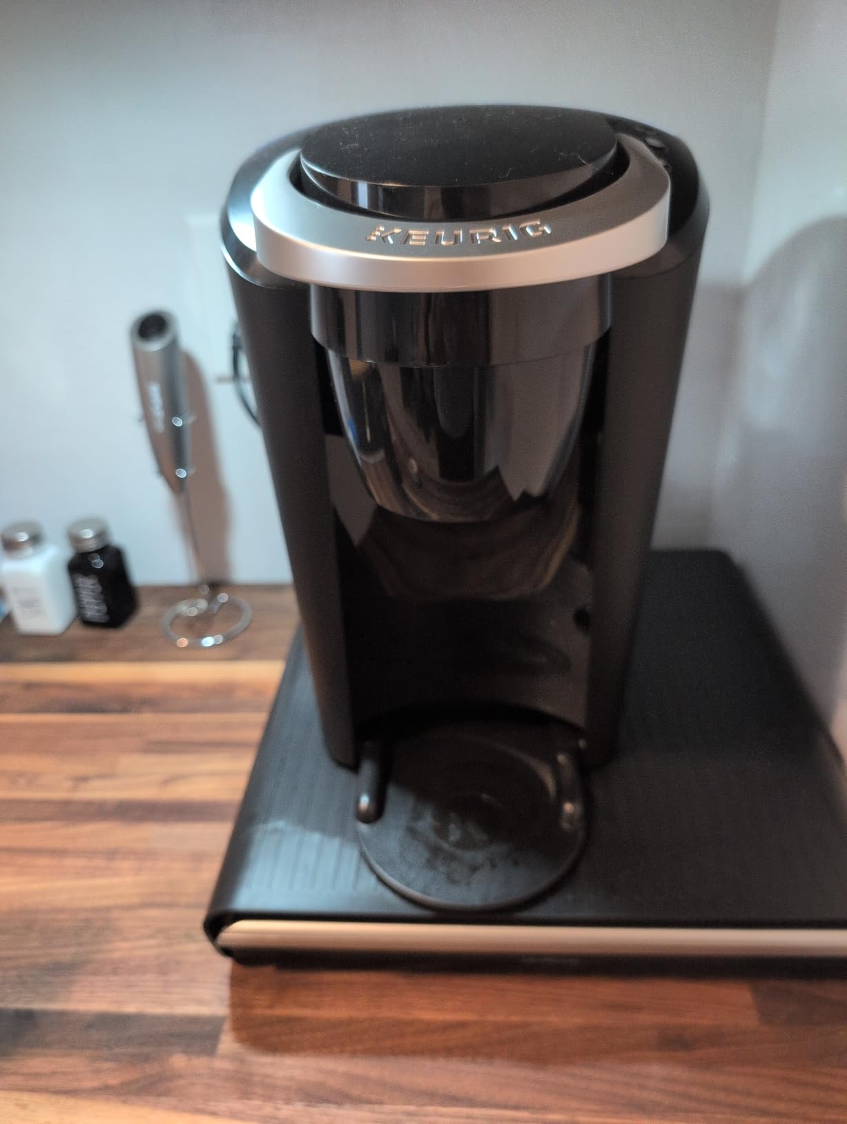 Keurig K-Compact Single-Serve K-Cup Pod Coffee Maker, with 3 Brew Sizes, Smart Start Feature, 36oz Removable Reservoir, Black customer photo 1