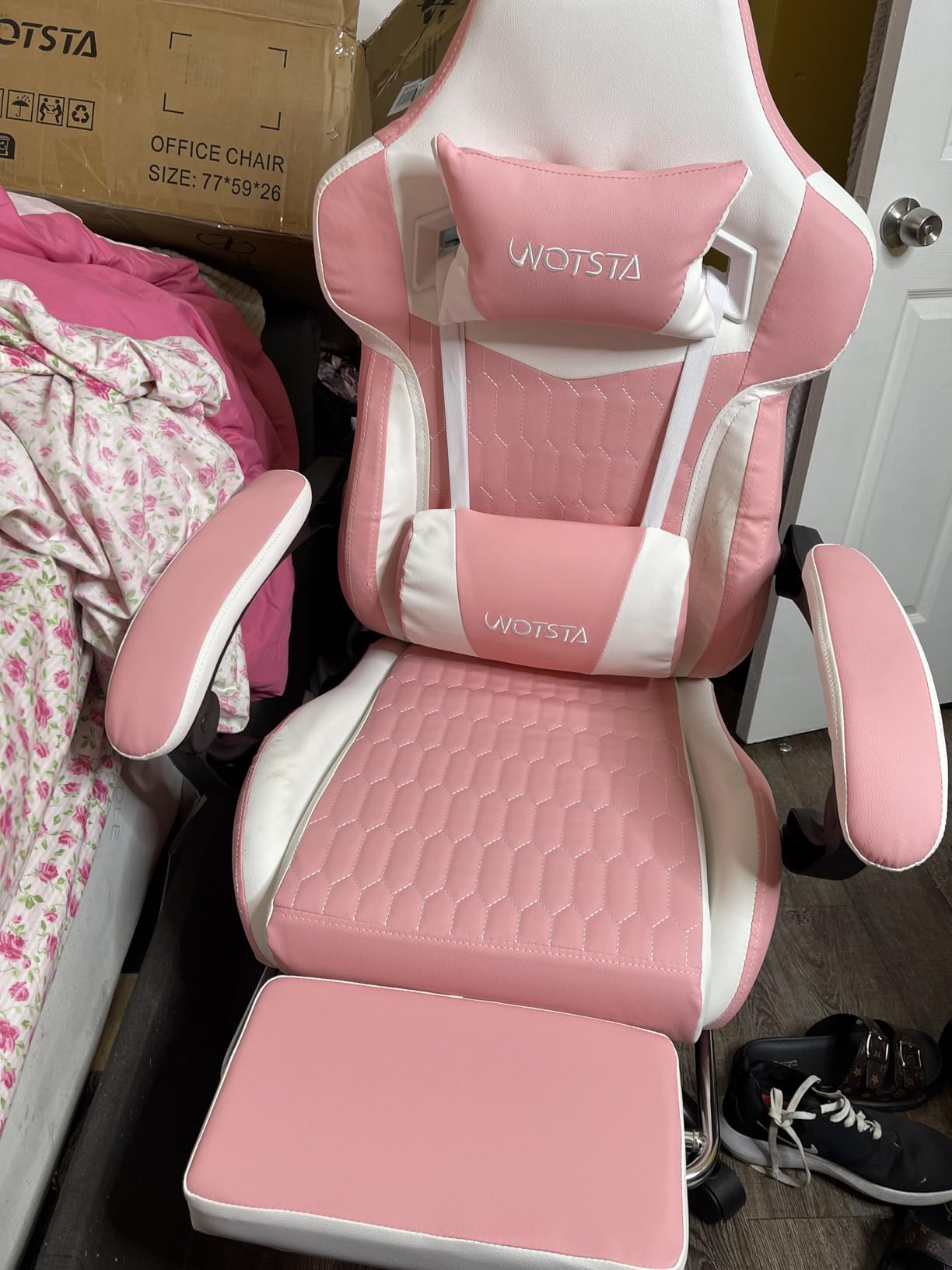 Gaming Chair with Footrest, High Back Gaming Chairs PVC Leather Ergonomic Gamer Chair with Adjustable Headrest Lumbar Support Racing Style Video Gaming Chair for Office/Home (Grey) customer photo 2