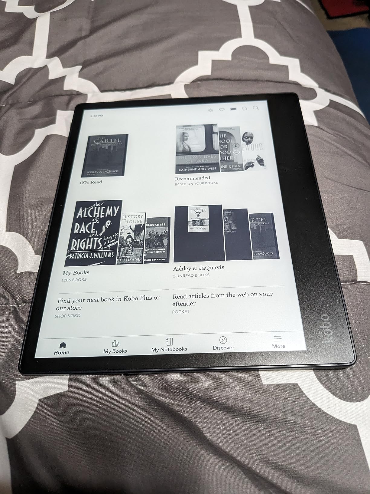 Kobo Elipsa 2E | eReader | 10.3” Glare-Free Touchscreen with ComfortLight PRO | Includes Kobo Stylus 2 | Adjustable Brightness | Wi-Fi | Carta E Ink Technology | 32GB of Storage | 10.3” Touchscreen, ComfortLight PRO, Includes Stylus 2, Bluetooth, eBooks, Audiobooks, 32GB customer photo 2