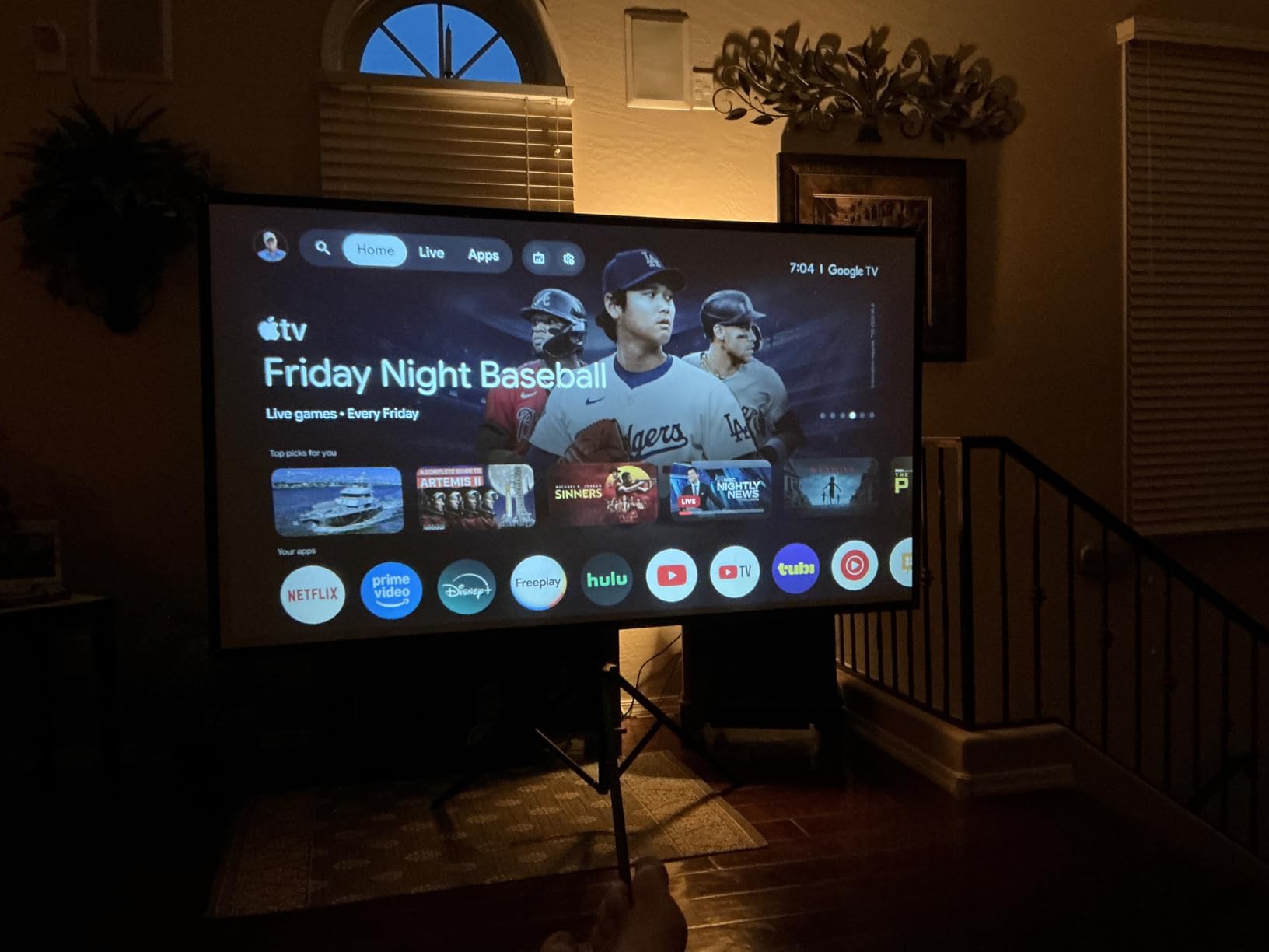 Projector Screen with Stand, 80 Inch Portable Projector Screen Outdoor Indoor, 1.5 Gain ALR Projection Screen, Anti Light, 4K Ultra HD 16:9 Outdoor Movie PVC Screen for Movie Night (Grey Screen) customer photo 1
