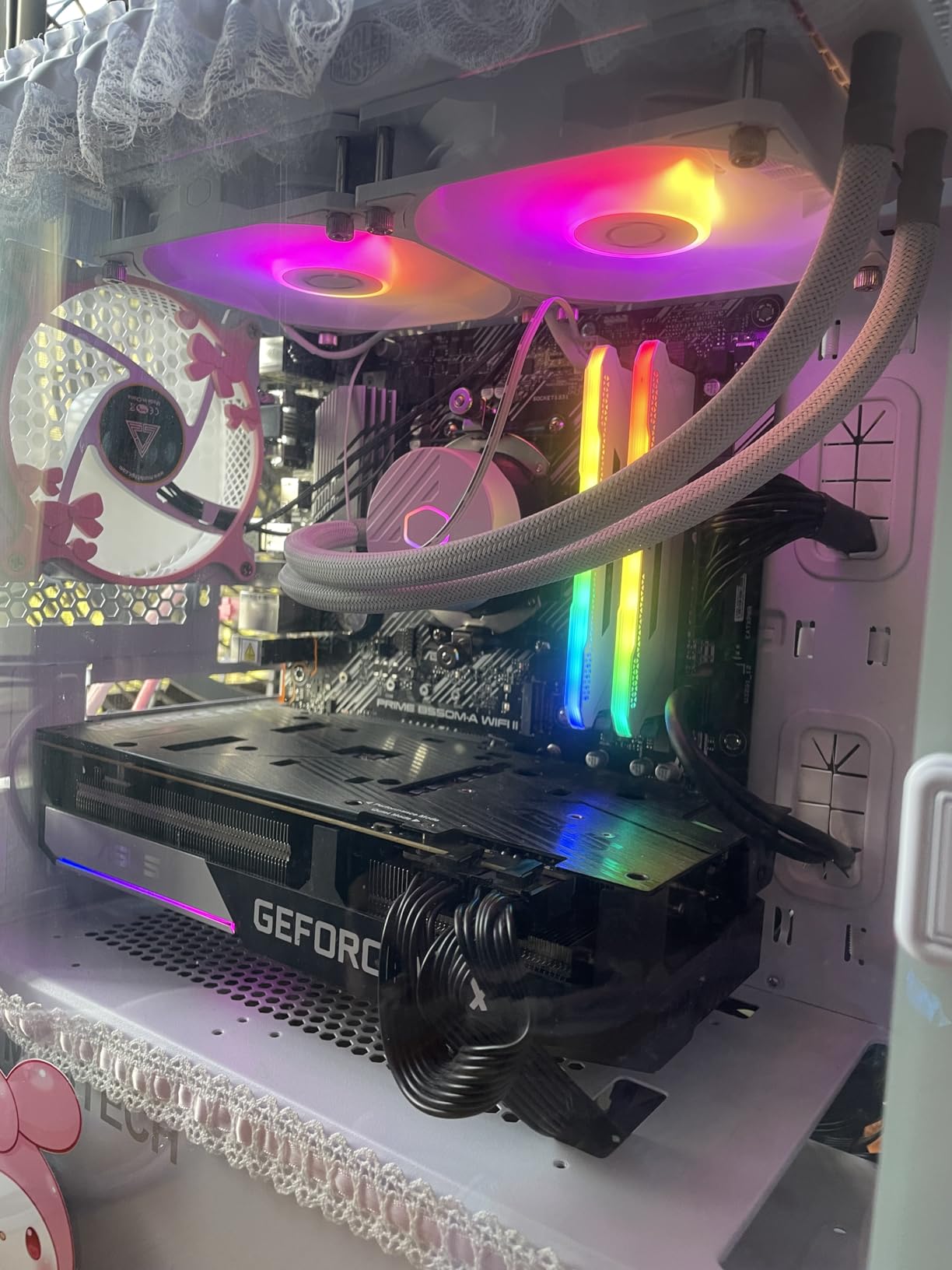 Cooler Master 240L Core AIO CPU Liquid Cooler - 240mm Radiator, 2X ARGB PWM Fans, Patented Gen S Dual-Chamber Pump, Quiet Cooling & Easy Installation, AMD AM5/AM4 & Intel LGA 1851/1700, White customer photo 1