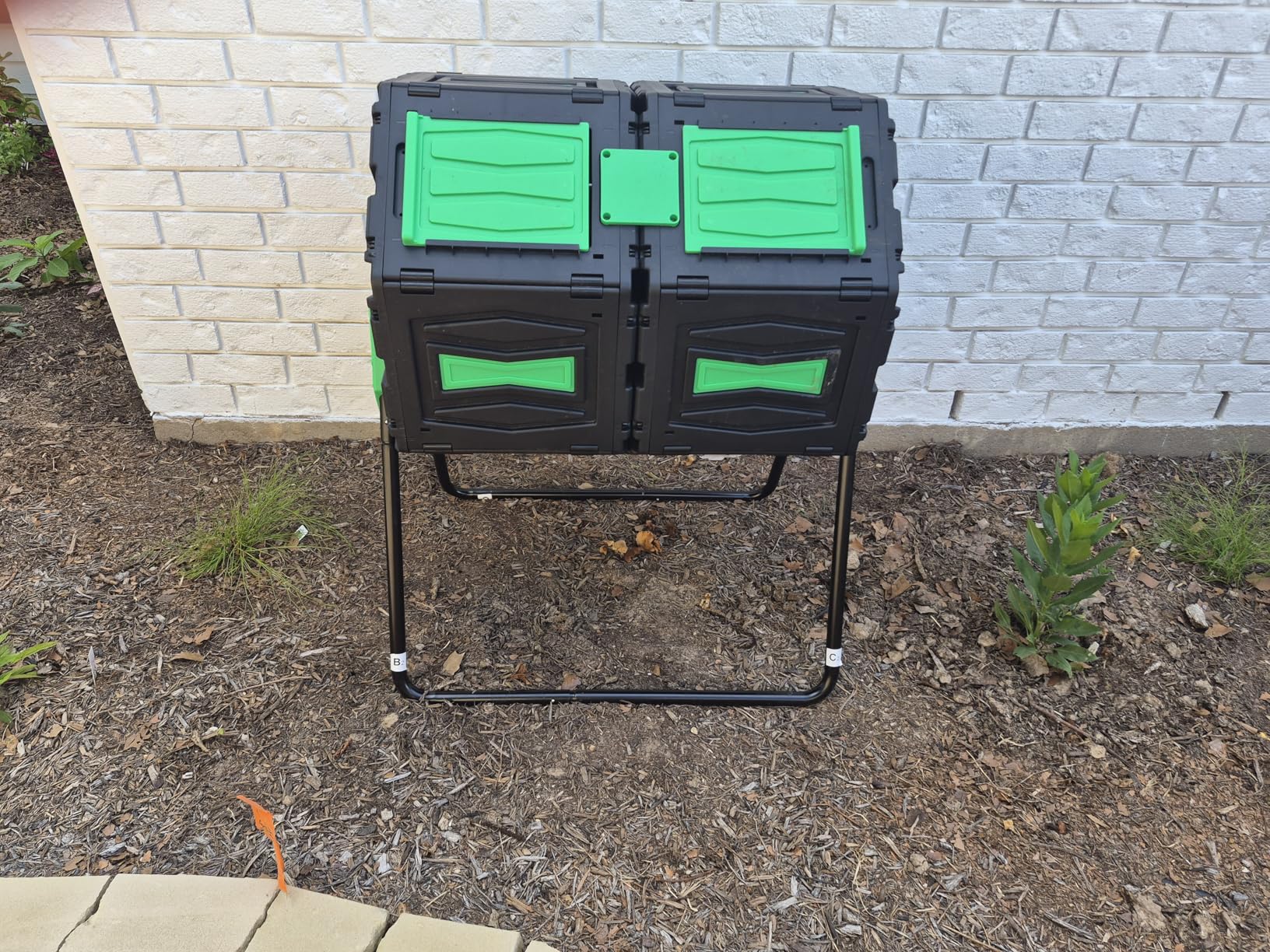 Compost Tumbler, Easy Assemble & Efficient Outdoor Compost Bin, 45 Gallon/170 Liter Large Dual Chamber Rotating Composter for Garden, Kitchen, and Yard Waste, Orange Door customer photo 1