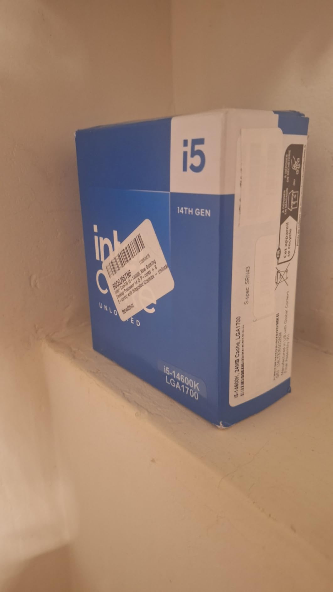 Intel Core i5-14600K Desktop Processor 14 cores (6 P-cores + 8 E-cores) up to 5.3 GHz Unlocked customer photo 2