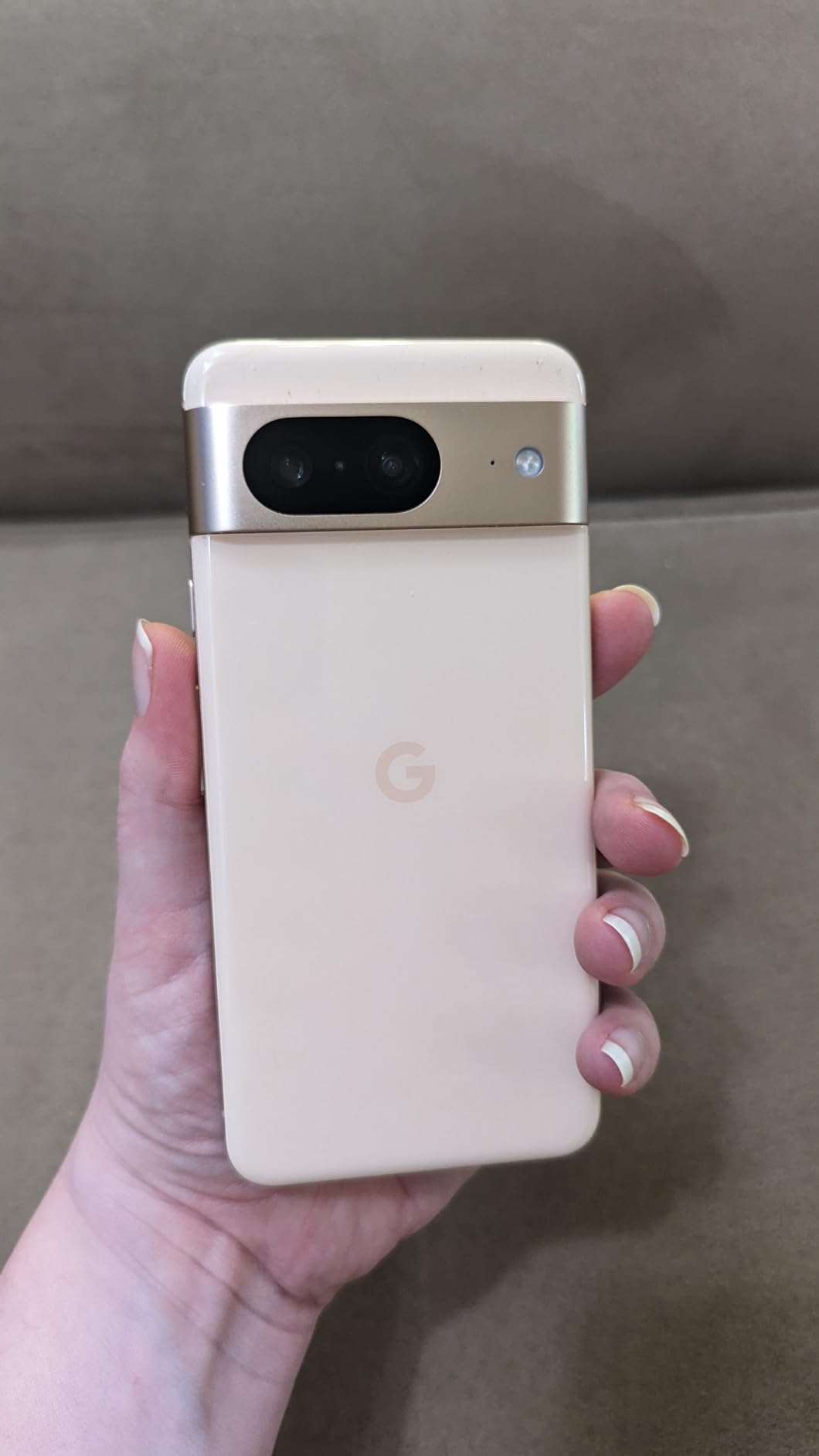 Pixel 8 - Unlocked Android Smartphone with Advanced Pixel Camera, 24-Hour Battery, and Powerful Security - Obsidian - 128 GB customer photo 2