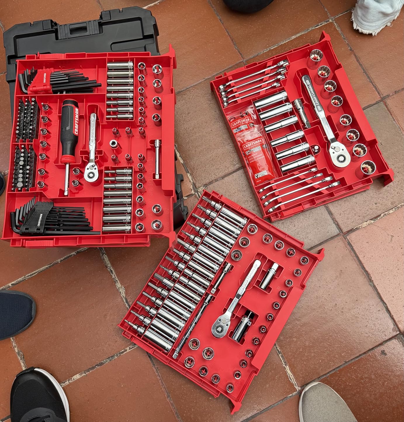 CRAFTSMAN 230 Pcs Mechanics Tool Set, Socket Wrench Set, Car Tool Kit with VERSASTACK Toolbox, SAE and Metric, 1/4 in, 3/8 in, and 1/2 Drive, Short and Long Arm Hex Keys (CMMT45306) customer photo 1