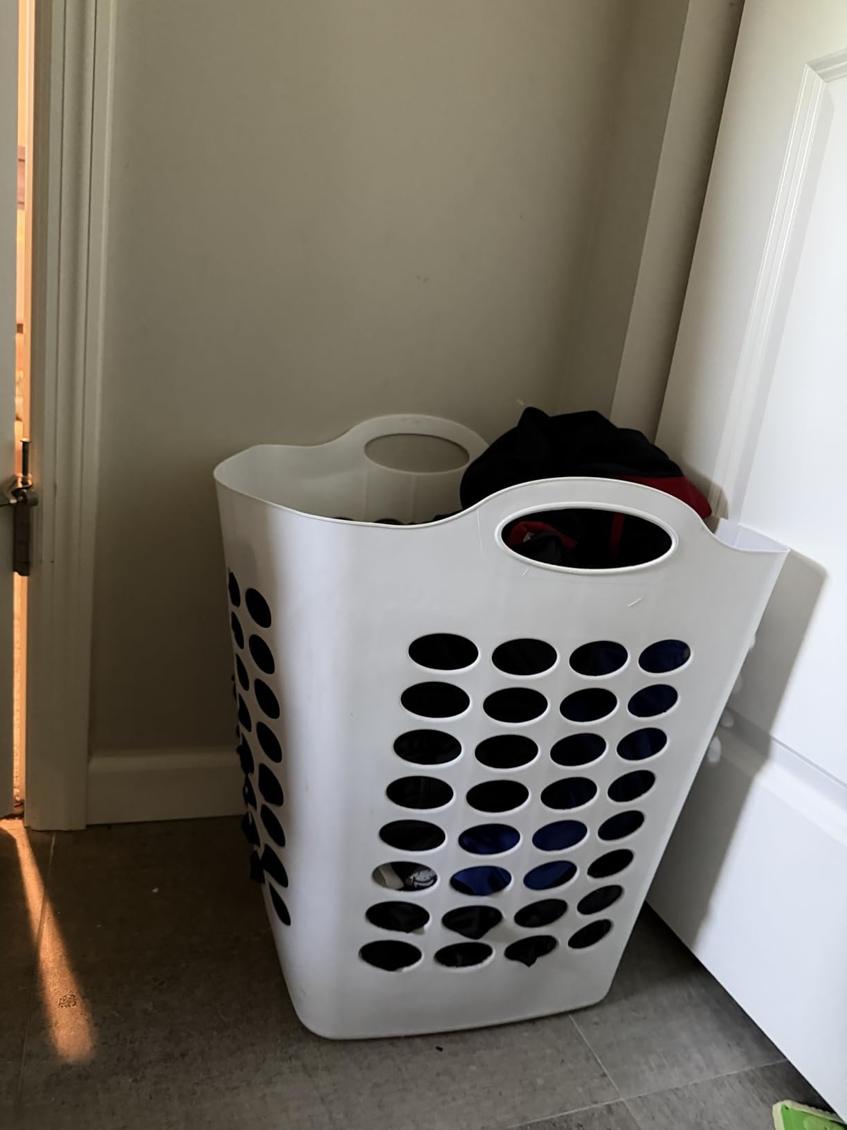 STO STO Laundry Hamper 3 Section, 120L Rolling Laundry Sorter Cart with Removable and Washable Liner Bag, Clothes Hamper with Wheels and Metal Handle for Laundry Room and Bedroom customer photo 1