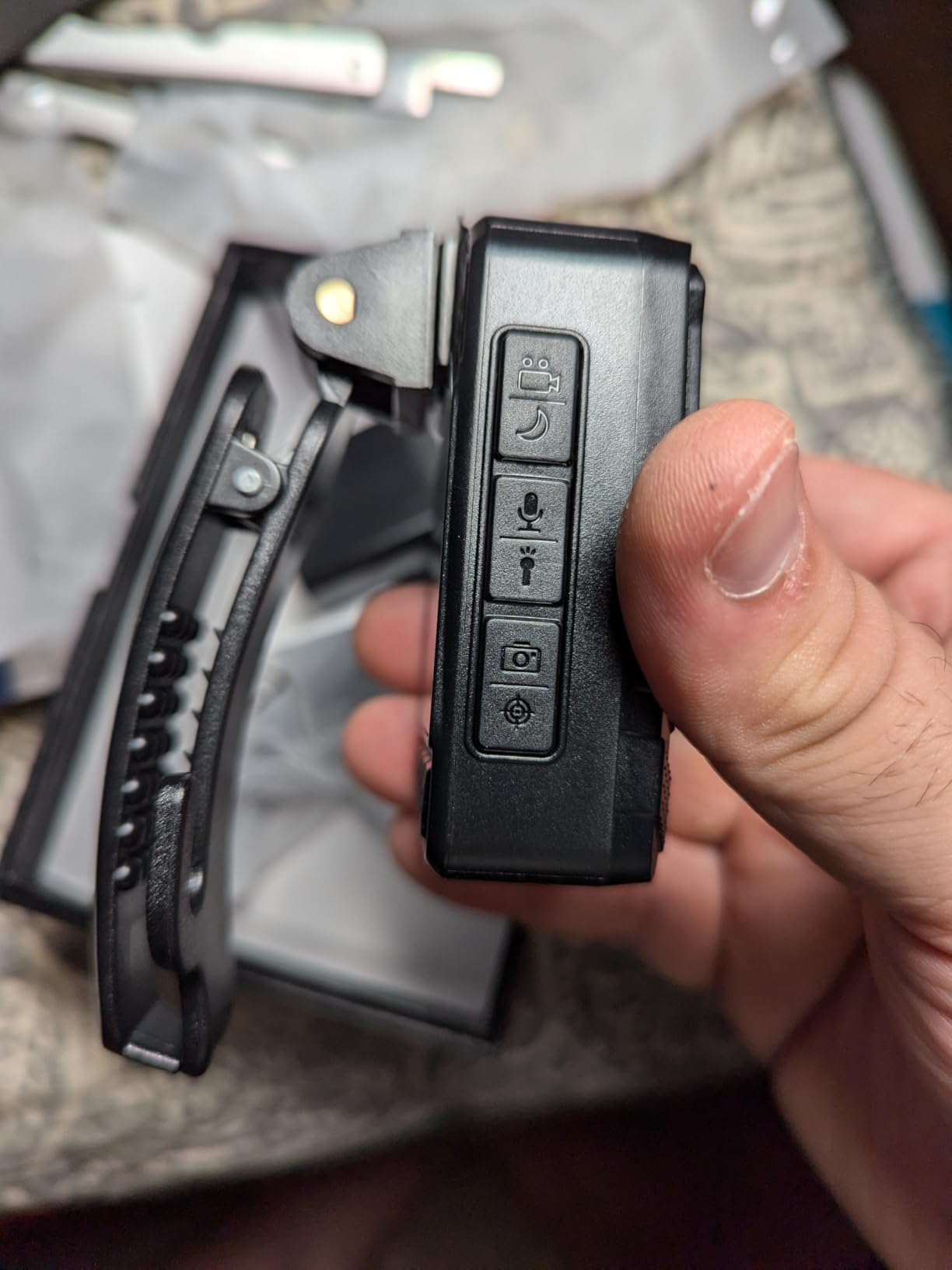 BOBLOV KJ25 1080P Body Cam, 3000mAh with 10-13Hrs Recording, Affordable Body Camera with Night Vision, for Hiking, Delivery, Law Enforcement, and Pet Walking(Card not Included) customer photo 1