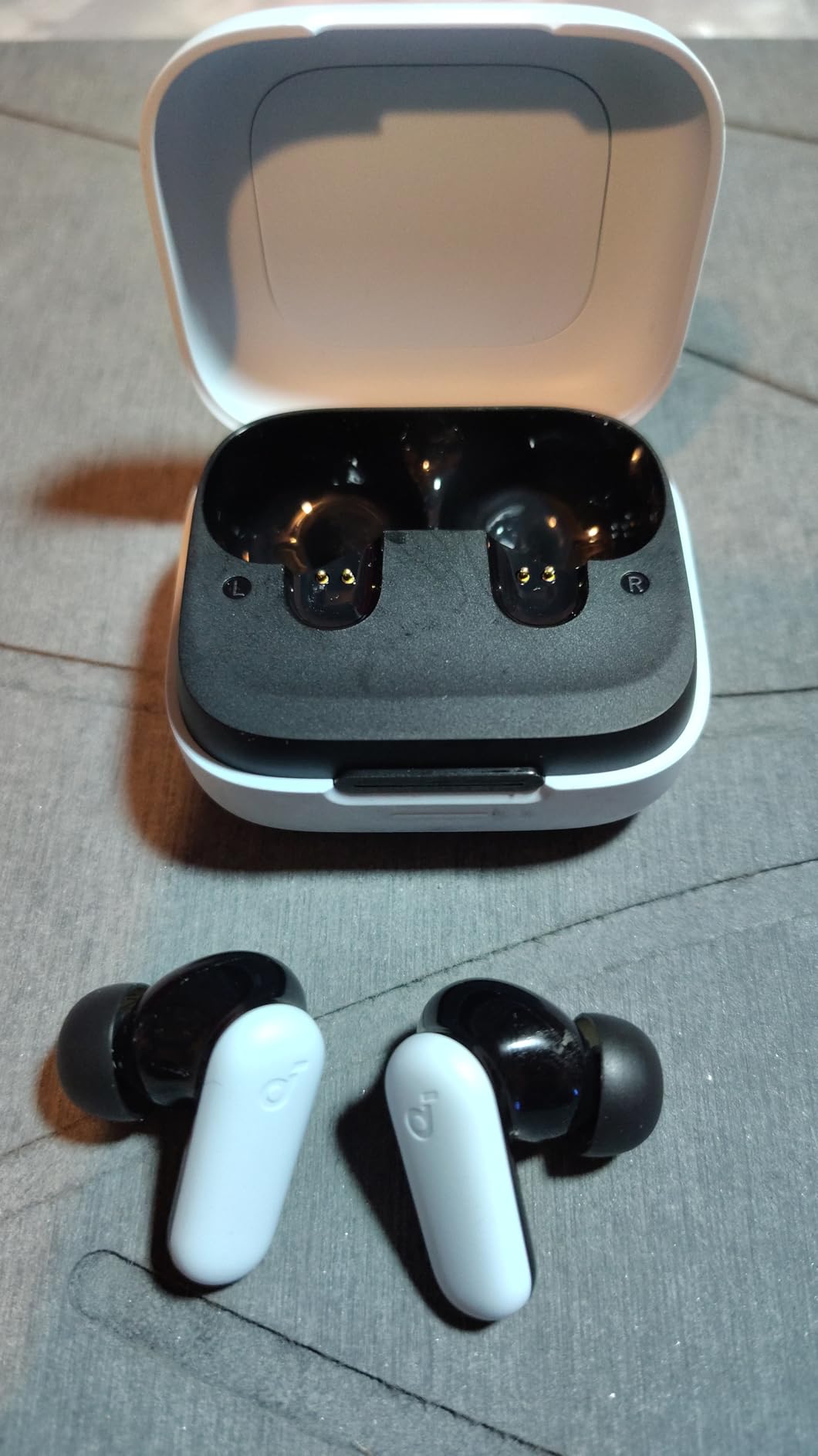 Soundcore P30i by Anker Noise Cancelling Earbuds, Strong and Smart Noise Cancelling, Powerful Bass, 45H Playtime, 2-in-1 Case and Phone Stand, IP54, Wireless Earbuds, Bluetooth 5.4 (Green) customer photo 2