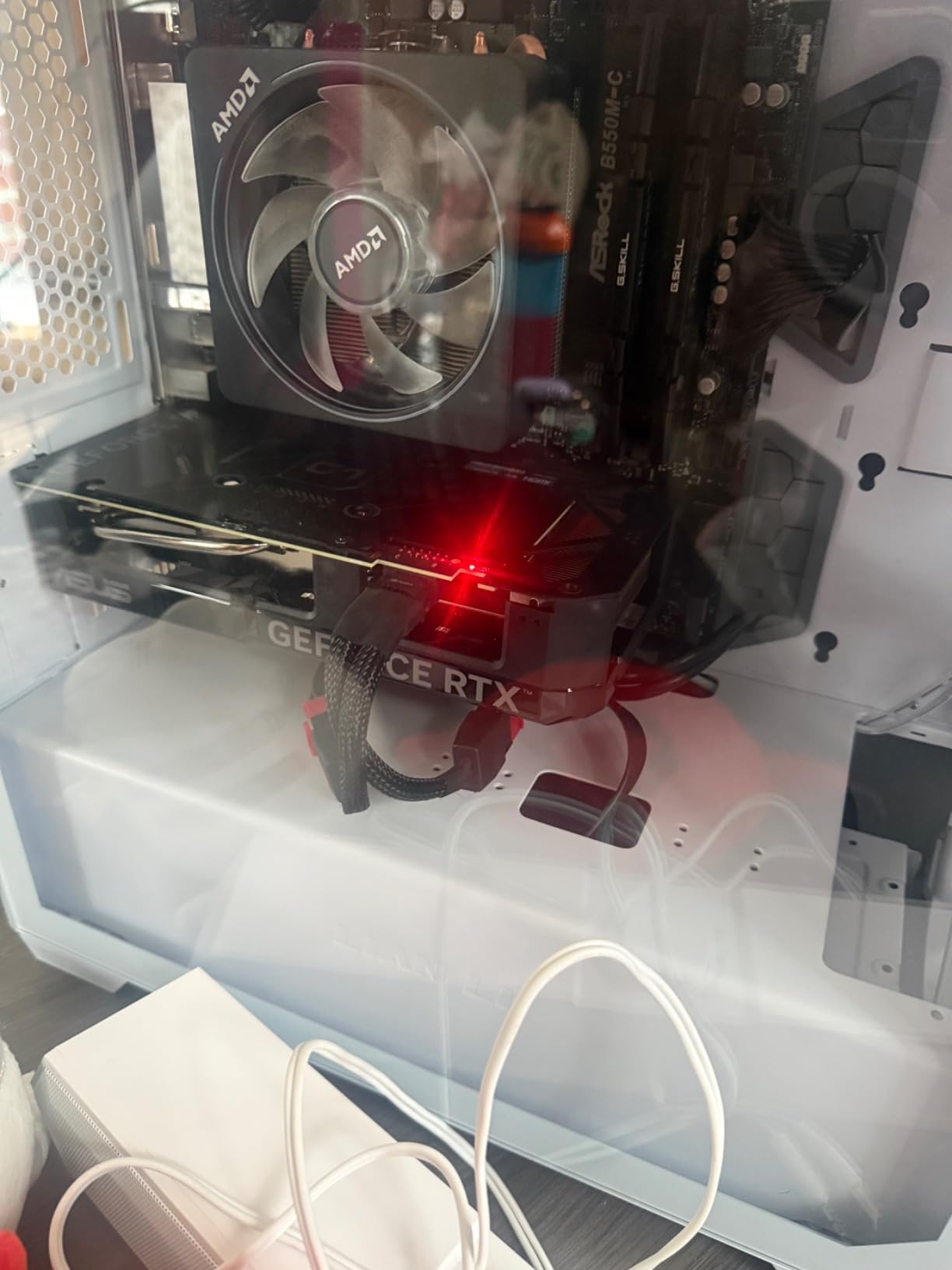 ASUS Dual GeForce RTX 4070 Super EVO OC Edition 12GB GDDR6X (PCIe 4.0, 12GB GDDR6X, DLSS 3, HDMI 2.1a, DisplayPort 1.4a, 2.5-Slot Design, Axial-tech Fan Design, 0dB Technology), 3 Year Warranty customer photo 2