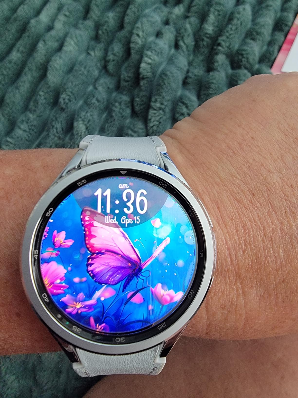 SAMSUNG Galaxy Watch 6 Classic 47mm LTE Smartwatch, Rotating Bezel, Fitness Tracker, Personalized HR Zones, Advanced Sleep Coaching, Heart Monitor, BIA Sensor for Health Insights, US, Silver (Renewed) customer photo 1