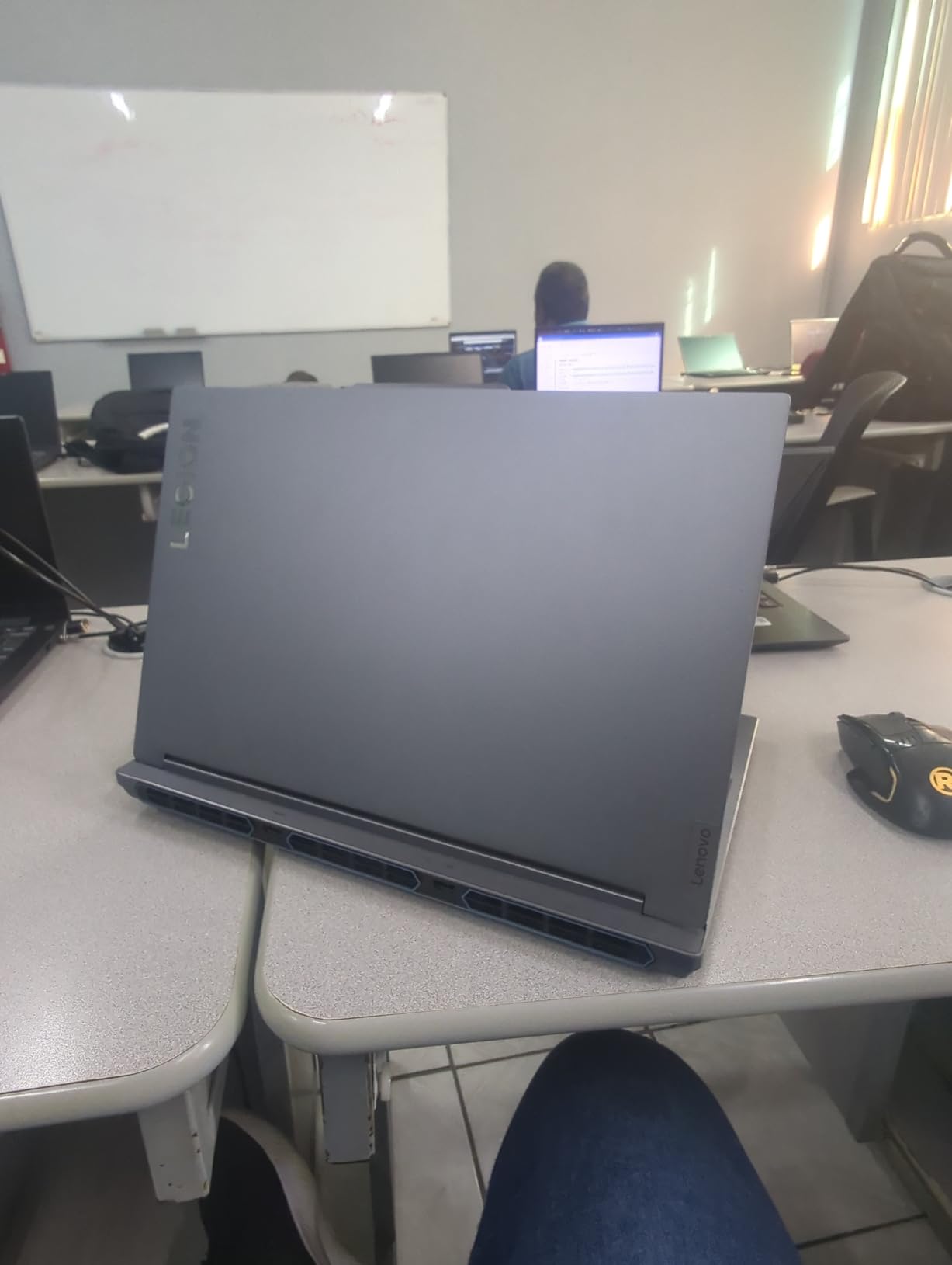 Lenovo Legion 5i - 16” Display - Intel Core i9-14900HX - NVIDIA GeForce RTX 4070-32GB RAM - 512GB SSD - G-SYNC - Windows 11 Home - USB-A and C Ports - Privacy Shutter Camera - Luna Grey customer photo 2
