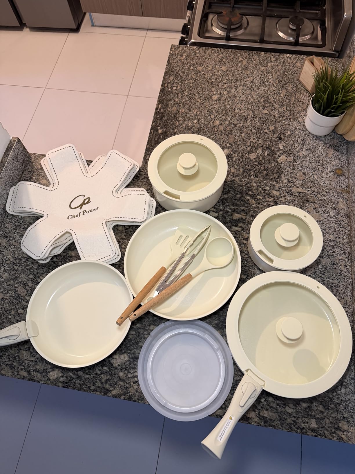 Chef Power Ceramic Cookware Set Non Toxic with Detachable Handles, Healthy Nonstick Pans and Pots Set 19 Pcs, Induction Dishwasher Oven Safe Kitchen Set, PFAS PFOA & PTFE Free, Cream White customer photo 1