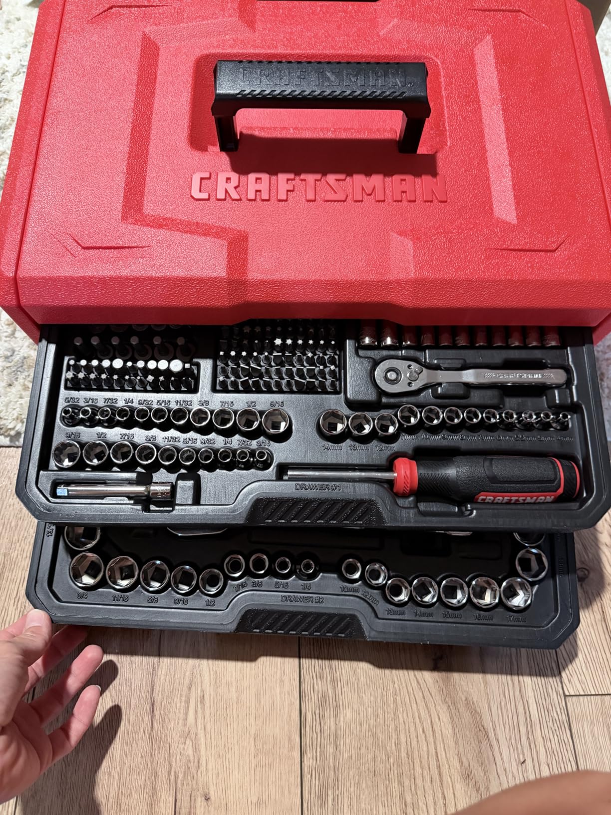 CRAFTSMAN Mechanics Tool Set, 256-Piece Hand Tool and Socket Set with 72-tooth Low Profile Ratchet and 2-Drawer Tool Box (CMMT45256) customer photo 1