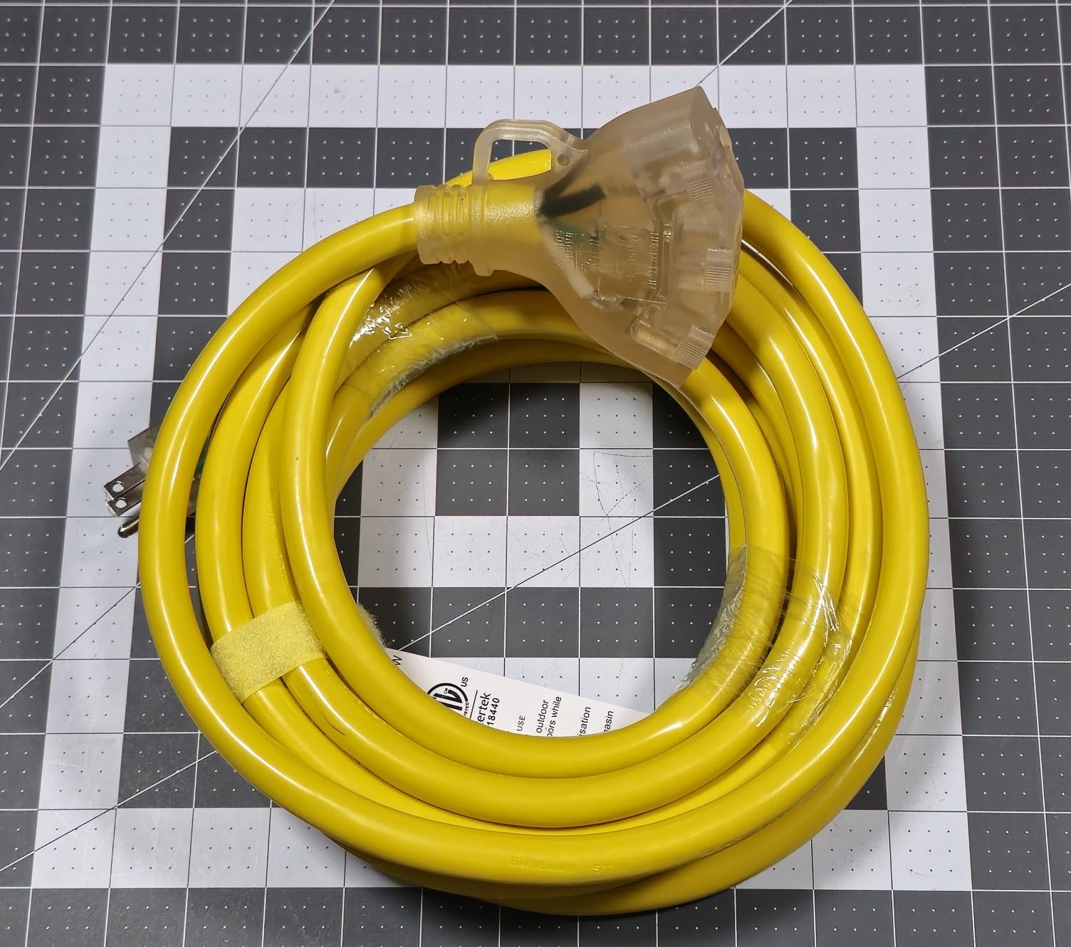 PlugSaf 50 FT 10 Gauge Outdoor Extension Cord with Multiple Outlets Light Indicator, Flexible 3 Outlet Weatherproof Heavy Duty Extension Cord Waterproof Yellow, 15A 1875W 10AWG SJTW, ETL Listed customer photo 2