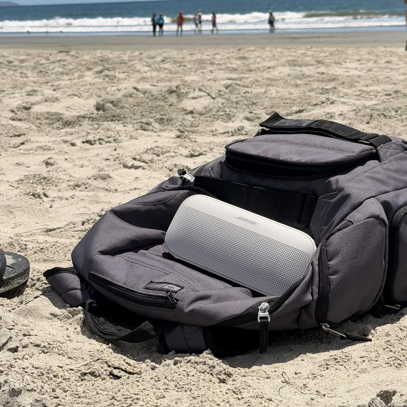 Bose SoundLink Flex Bluetooth Speaker (2nd Gen) - Portable Outdoor Speaker with Hi-Fi Audio, Waterproof and Dustproof, USB-C, Up to 12 Hours Battery Life, Black customer photo 1
