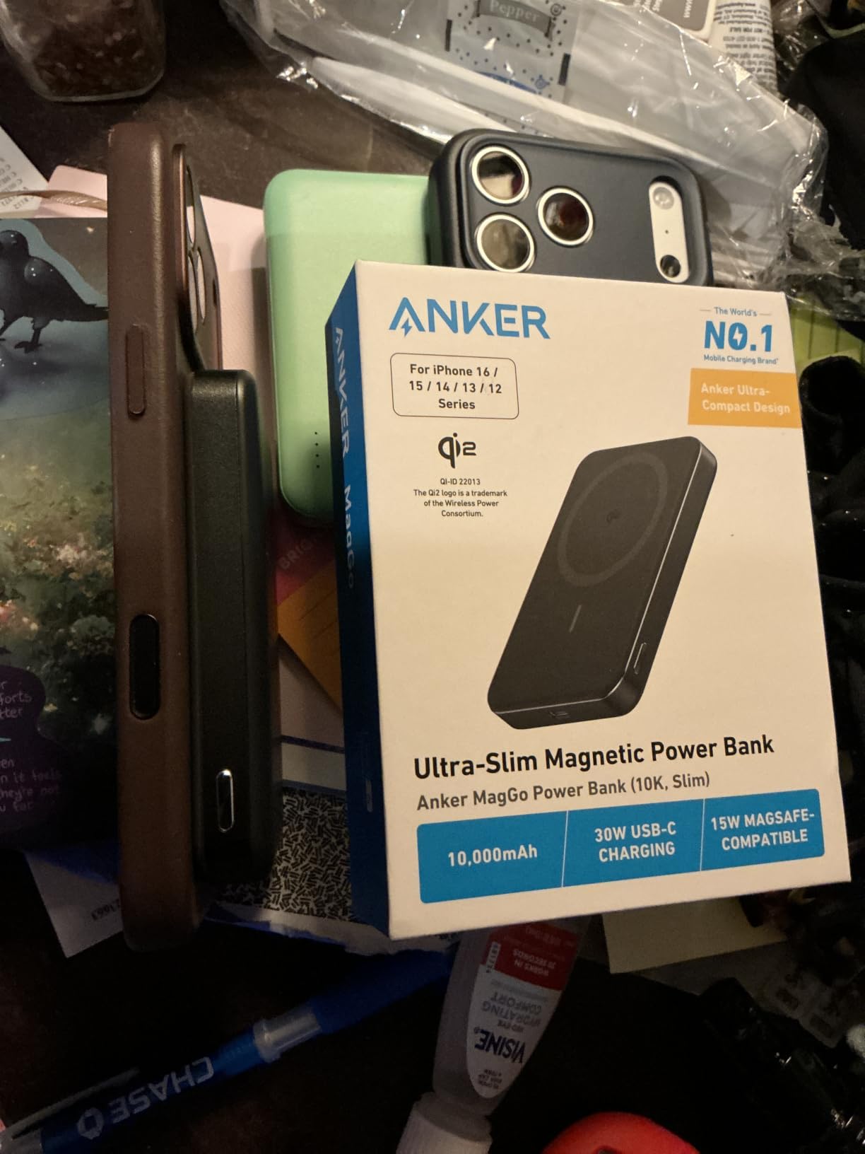 Anker MagGo Power Bank, 10,000mAh Qi2-Certified 15W Portable Charger | Slim and Fast MagSafe-Compatible Battery Pack, Ergonomic Design, for iPhone 16 / 15 / 14 / 13 Series and More customer photo 1