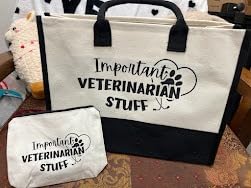 InnoBeta Veterinarian Gifts Canvas Tote Bag for Women, Veterinary Gift Bag with Top Zipper Closure and Shoulder Strap, Thank You Gifts for Vet, Vet Tech Week customer photo 1