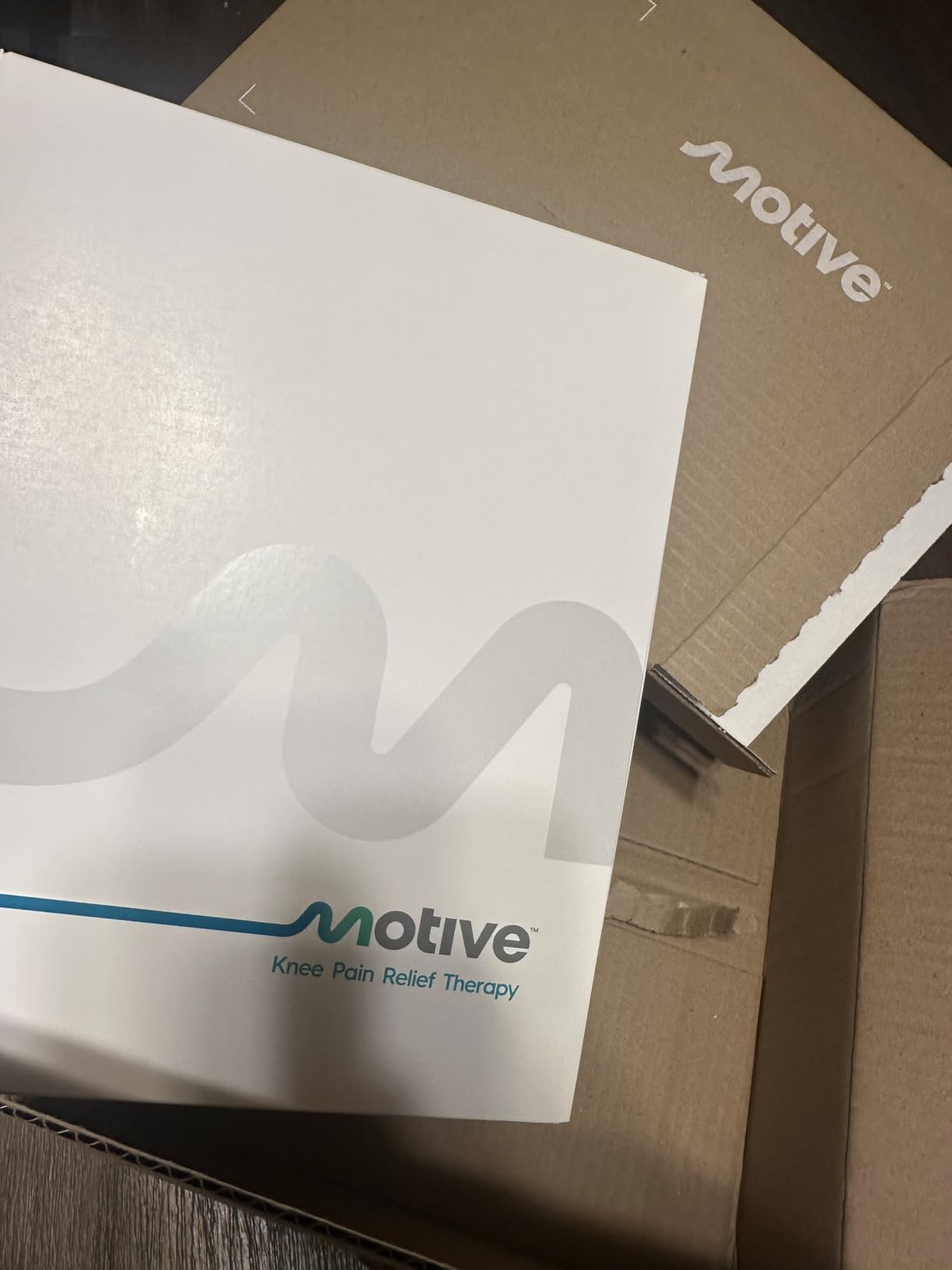 Motive Knee FDA Cleared NMES Knee Pain Relief Device for Quadriceps Strengthening, App-Controlled Knee Therapy Machine customer photo 2