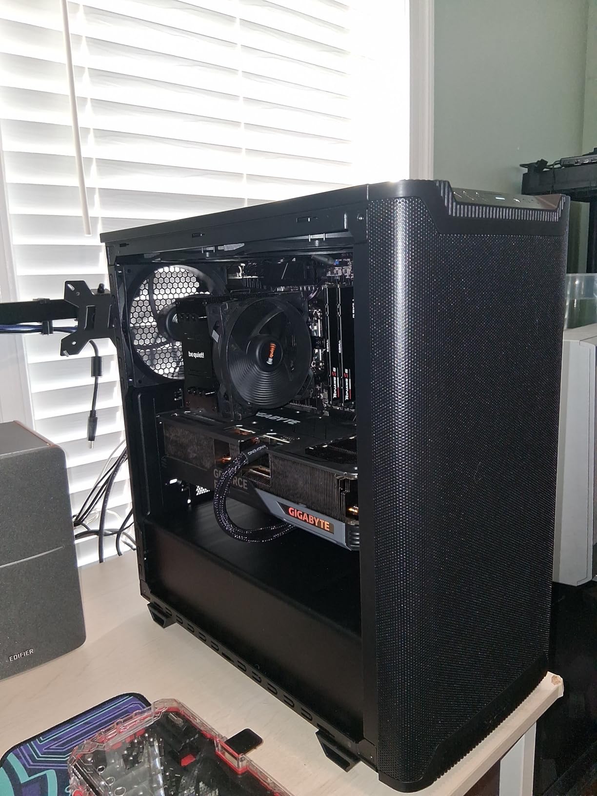 be quiet! Pure Base 501 Black PC case | 2 Preinstalled Quiet Fans | Mid Case | USB 3.2 Gen | Airflow | BGW74 customer photo 2