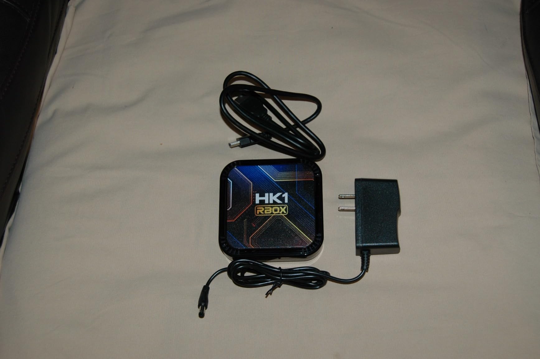 Android 13.0 TV Box, Android Box 2026 with 3D 8K 4GB RAM 32GB ROM RK3528 Quad-Core ARM Cortex A53 Mali-450, Built-in 2.4GHz/5.0GHz Dual WiFi Bluetooth 4.0, Support H.265 Ultra HD/HDMI 2.0/USB 2.0 3.0 customer photo 2