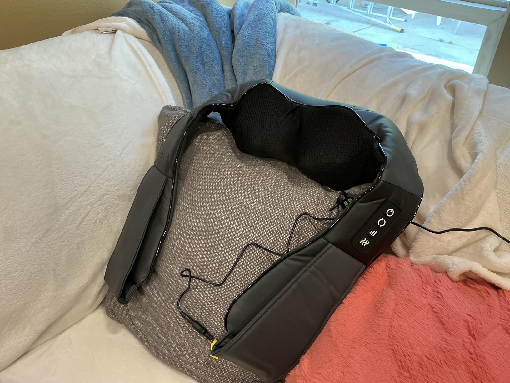 Nekteck Shiatsu Neck Massager with Heat for Pain Relief, Gray, NOT Cordless customer photo 2