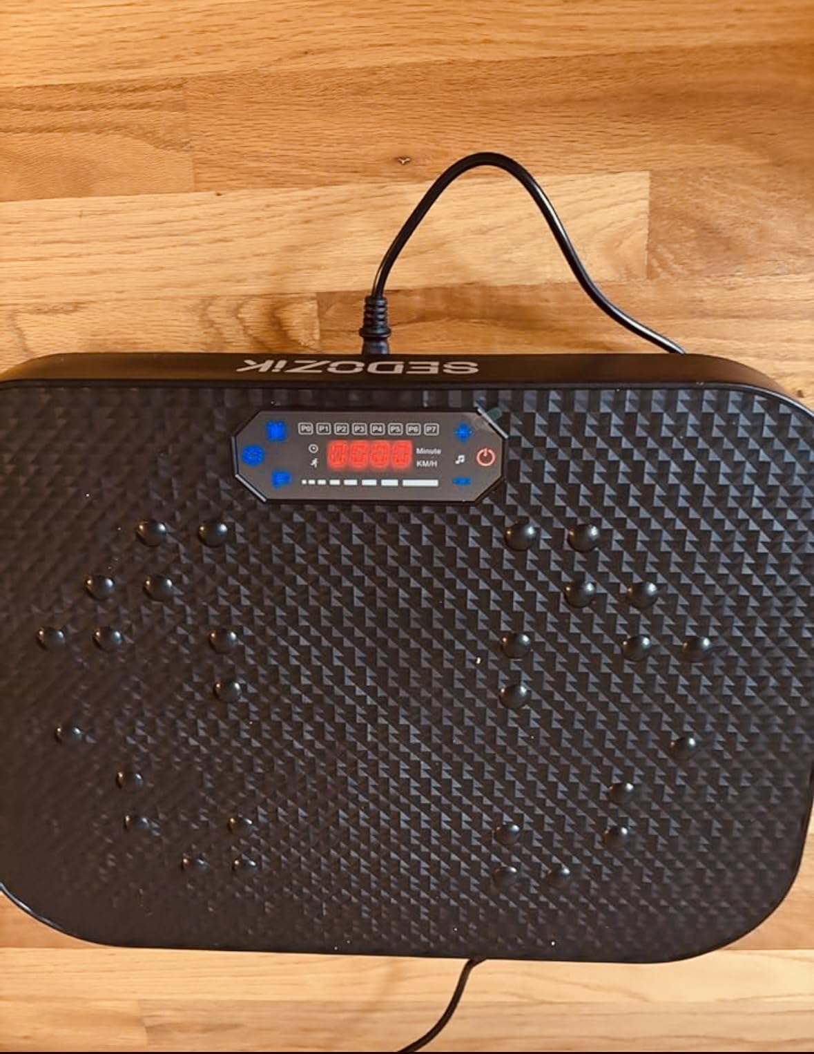SEDOZIK Vibration Plate Exercise Machine, Vibration Plate for Lymphatic Drainage Weight Loss, 450 Lbs Capacity Full Body Vibrating Platform Workout Equipment with Bluetooth for Home Women Men customer photo 1