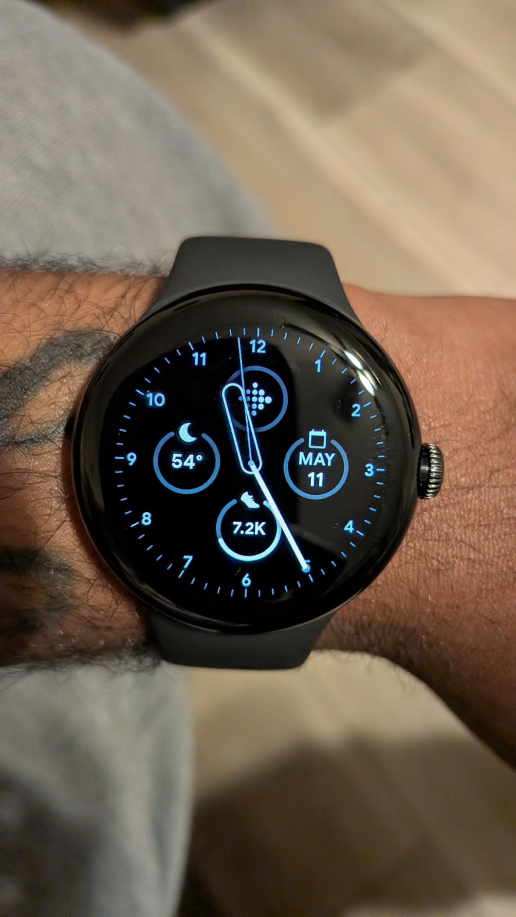 Google Pixel Watch LTE Smartwatch Compatible with Cellular or WiFi Data, GPS, BT and Heart Rate Monitor 41mm, Bulk Packaging (Charcoal) customer photo 2