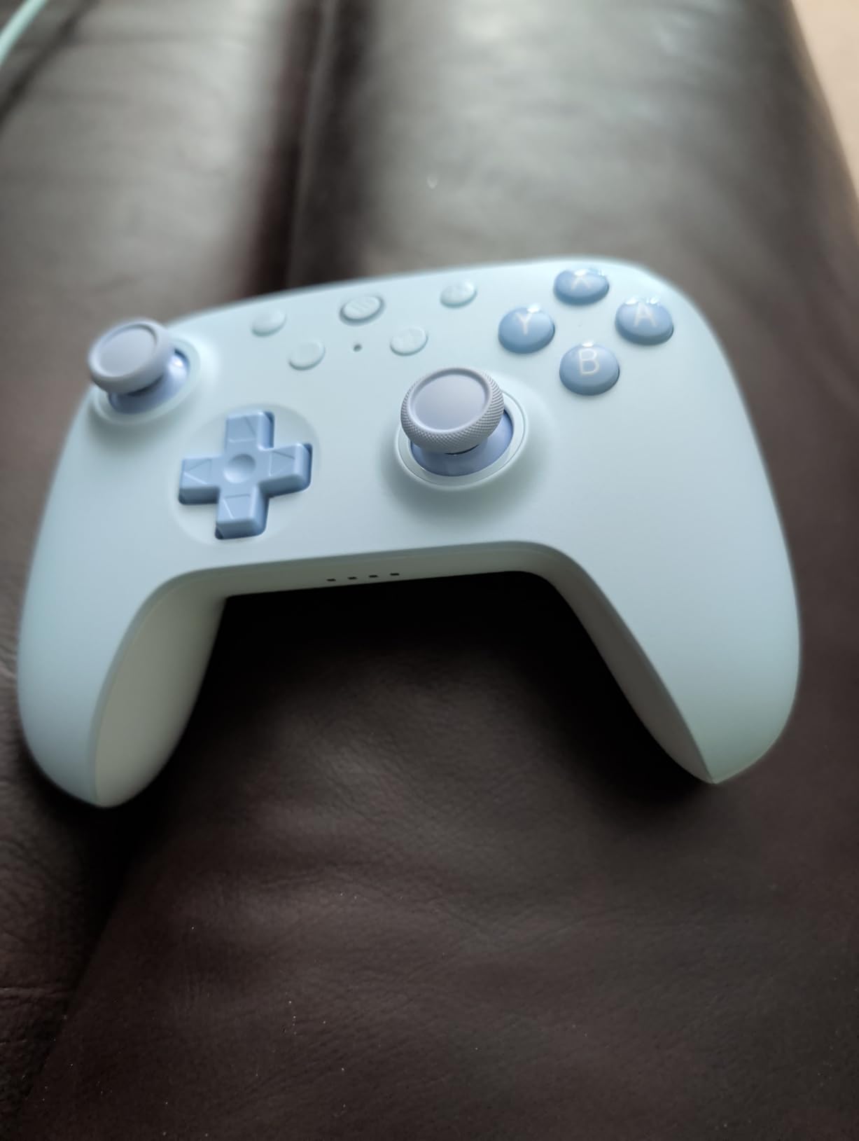 8BitDo Ultimate 2C Bluetooth Controller for Switch/Switch 2, Blue | Hall Effect Joysticks, 6-Axis Motion Control, Rumble Vibration, Refined D-Pad and Bumpers, Extra R4/L4 Bumpers customer photo 1