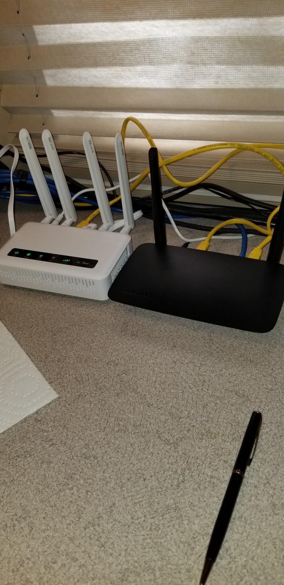 GL.iNet GL-X2000 Spitz Plus 4G LTE CAT 12 Wi-Fi 6 Dual-SIM Router, NA Only customer photo 1