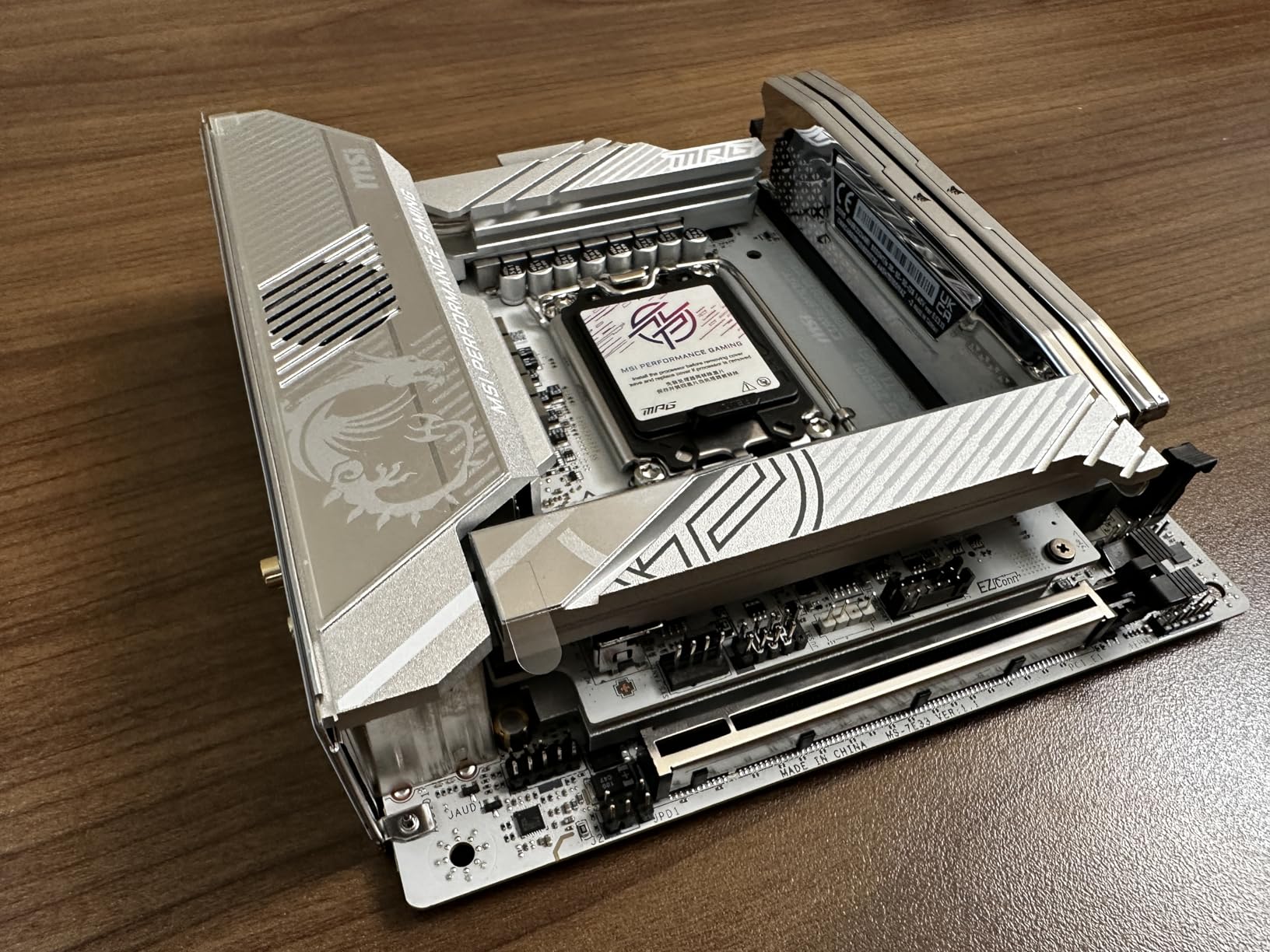 MSI MPG Z890I Edge TI WiFi Motherboard, Mini-ITX - Supports Intel Core Ultra Processors (Series 2), LGA 1851-110A SPS VRM, DDR5 Memory Boost (8600+ MT/s OC), PCIe 5.0 x16, M.2 Gen5, Wi-Fi 7, 5G LAN customer photo 2