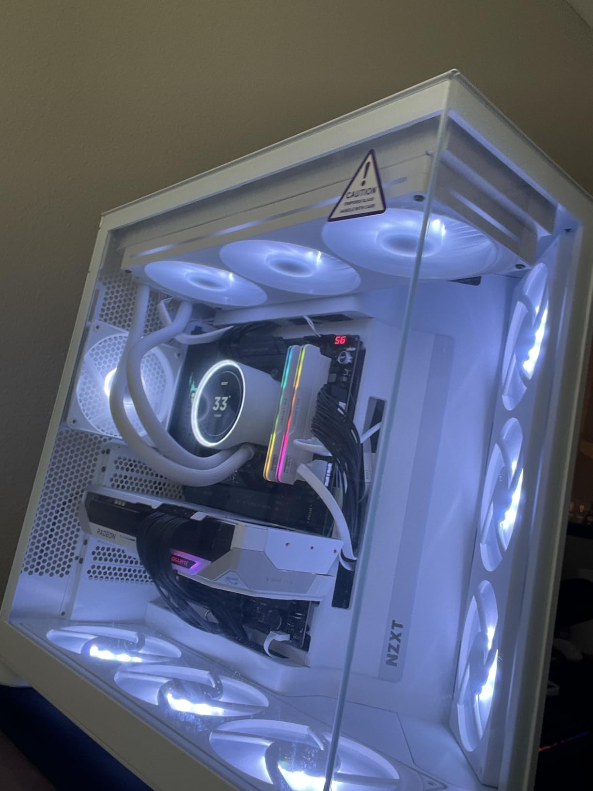 NZXT H9 Flow RGB+ (2025) - Large Dual-Chamber ATX Mid-Tower Airflow PC Case - Includes 7 RGB Fans (6 x 140mm, 1 x 120mm) & Control Hub - 420mm Radiator Support - Back-Connect Ready - Black customer photo 2
