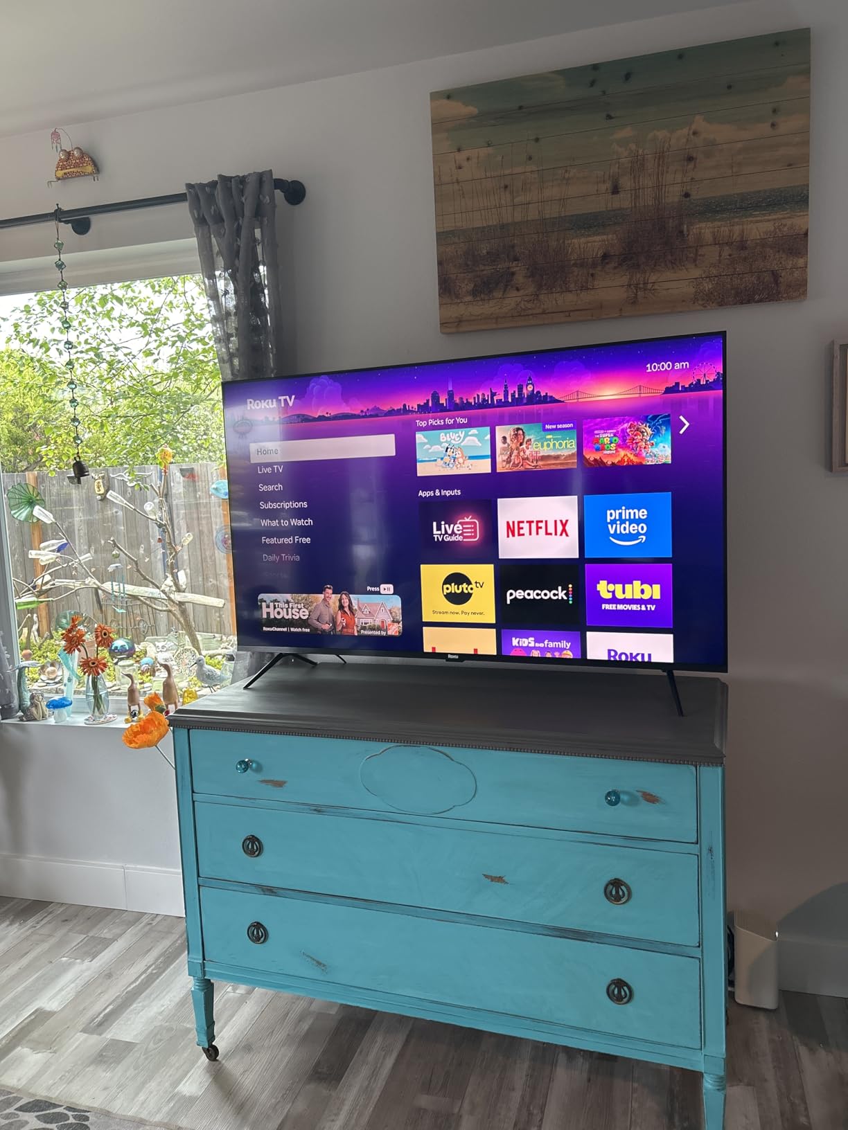Roku Smart TV - 75-Inch Plus Series, Mini-LED TV - RokuTV with Enhanced Voice Remote - Flat Screen 4K QLED Television with Dolby Vision & Wi-Fi for Streaming Live Local News, Sports customer photo 1
