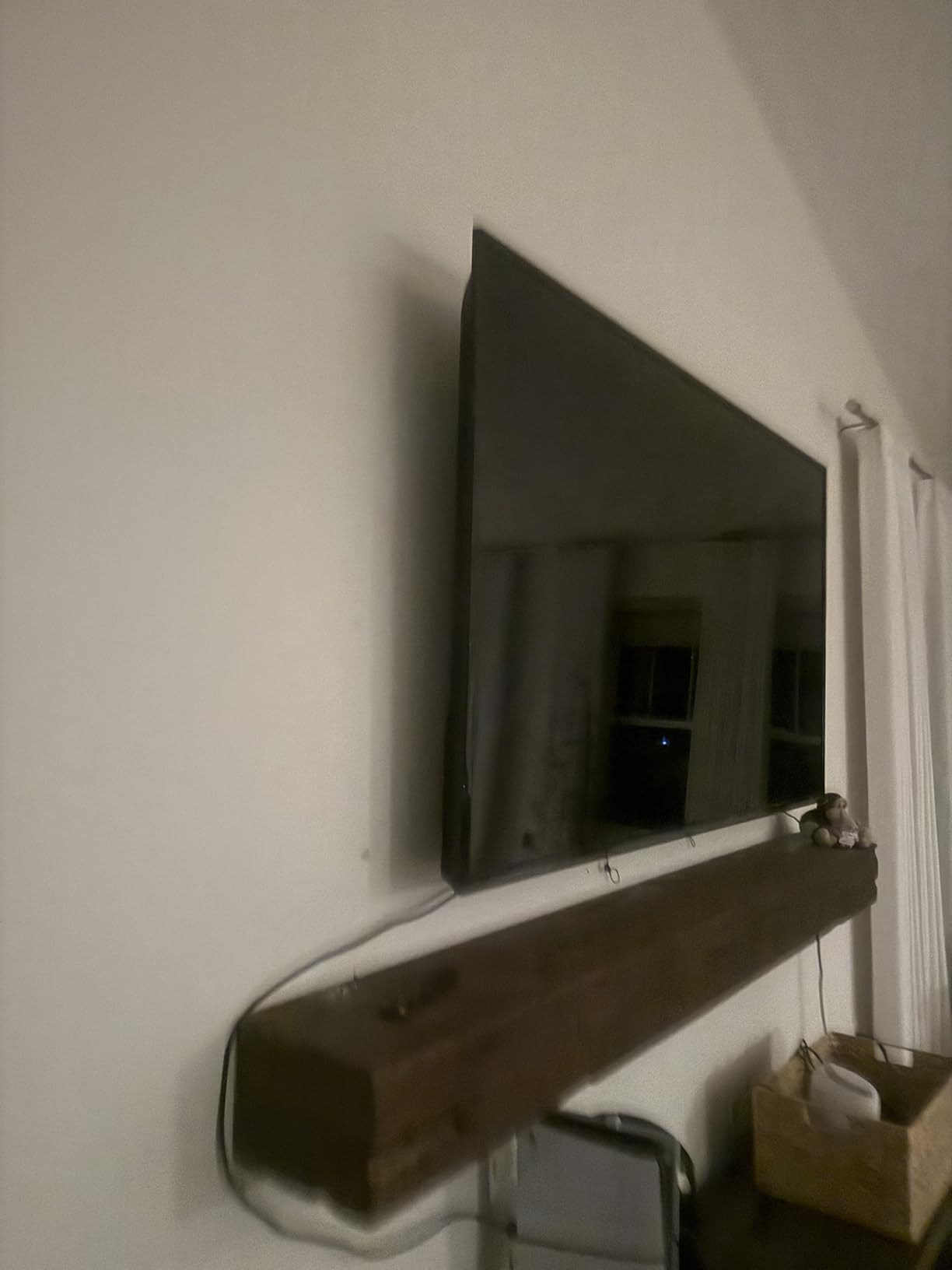 Samsung 43-Inch Class QLED Q7F Series Samsung Vision AI Smart TV (2025 Model, 43Q7F) Quantum HDR, Object Tracking Sound Lite, Q4 AI Gen1 Processor, 4K upscaling, Gaming Hub, Alexa Built-in customer photo 2