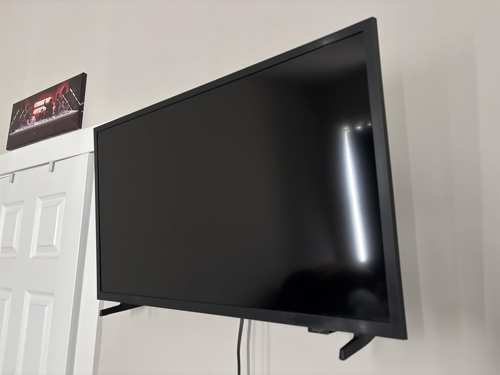 Samsung 32-Inch Class HD H5000F Smart TV (2025 Model) HDR, Object Tracking Sound Lite, Knox Security, One UI Tizen customer photo 1
