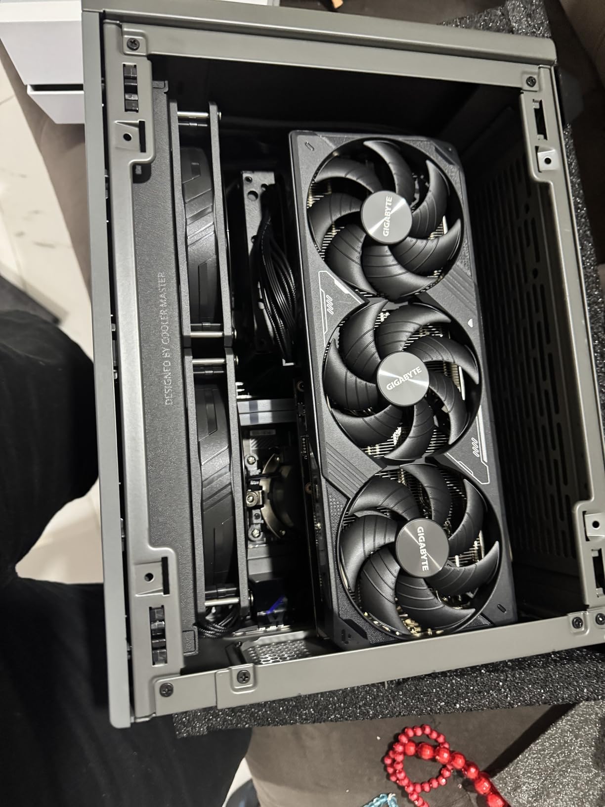 Cooler Master NR2 Pro Gaming PC - AMD RYZEN 7 9800X3D, NVIDIA GeForce RTX 5070 Ti 16GB, 32GB DDR5 6000MHz, 2TB Gen4 M.2, Windows 11, V850 SFX Gold PSU, Compact Mini ITX Desktop PC customer photo 2