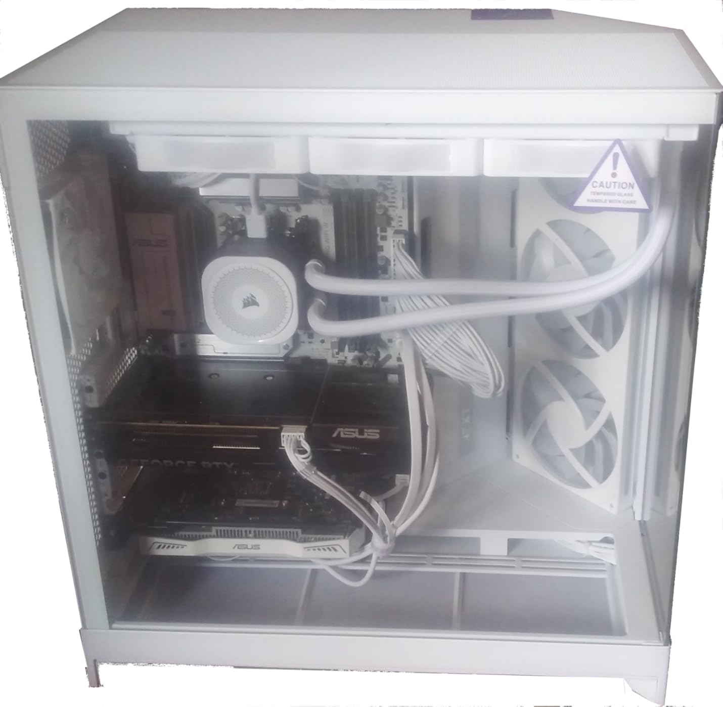 ASUS B650E MAX Gaming WiFi W AMD B650 AM5 ATX Motherboard, White PCB, DDR5, PCIe 5.0, 3X M.2, Wi-Fi 6E, 2.5Gb LAN, USB 10Gbps Type-C, DisplayPort, HDMI, BIOS Flashback, Aura Sync, Advanced AI PC customer photo 2