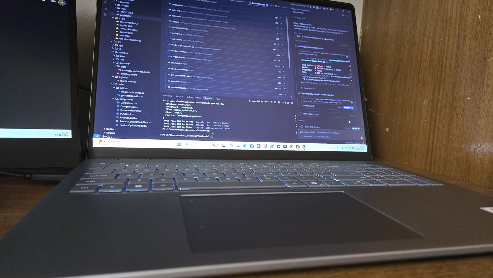 Dell 16 Plus Laptop DB16250-16.0-inch 16:10 2.5K (2560x1600) Display, Intel Core Ultra 9 288V, 32GB LPDDR5X Memory, 2TB SSD, Arc Graphics, Backlit Copilot Key Keyboard, Windows 11 Home customer photo 2