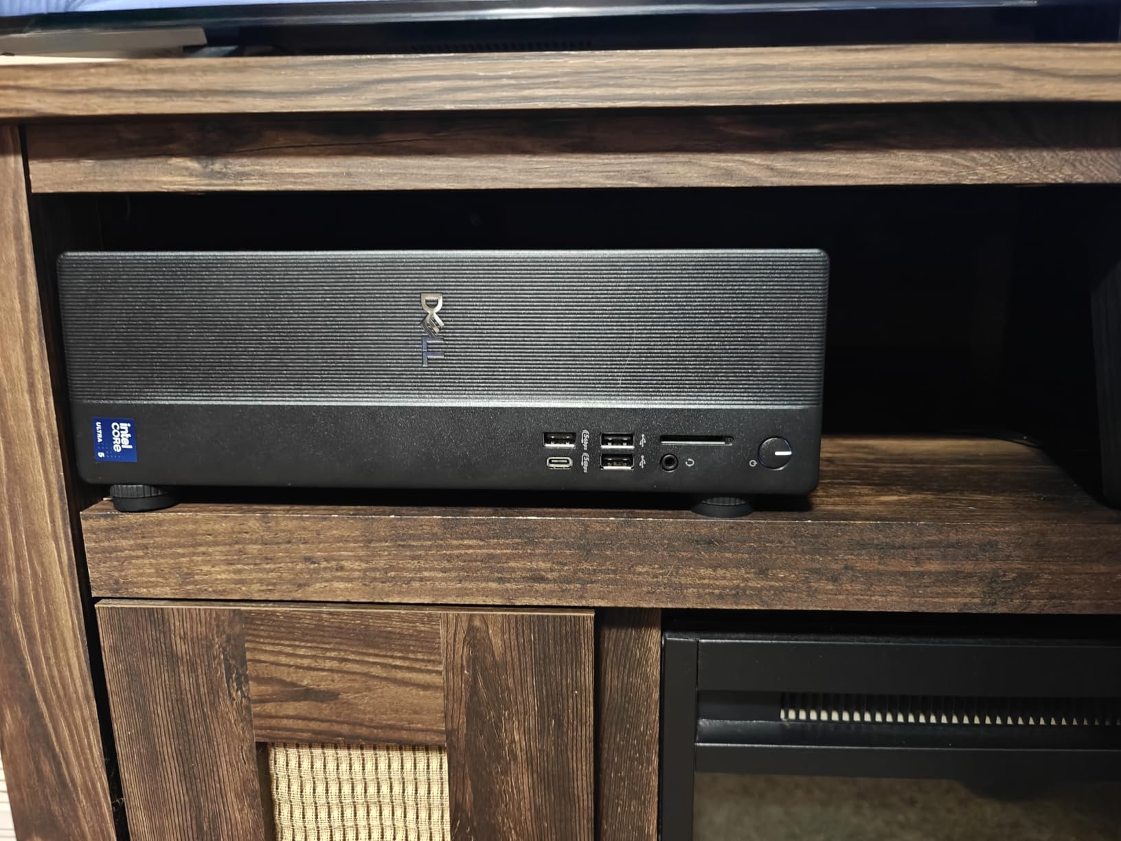 Dell Slim Desktop ECS1250 - Intel Core Ultra 5-225 Processor, UHD Graphics, 16GB Memory, 512GB M.2 SSD, 3.0 SD Card Reader, Wired Keyboard and Mouse, Windows 11 Home, Onsite+Migrate Service customer photo 1