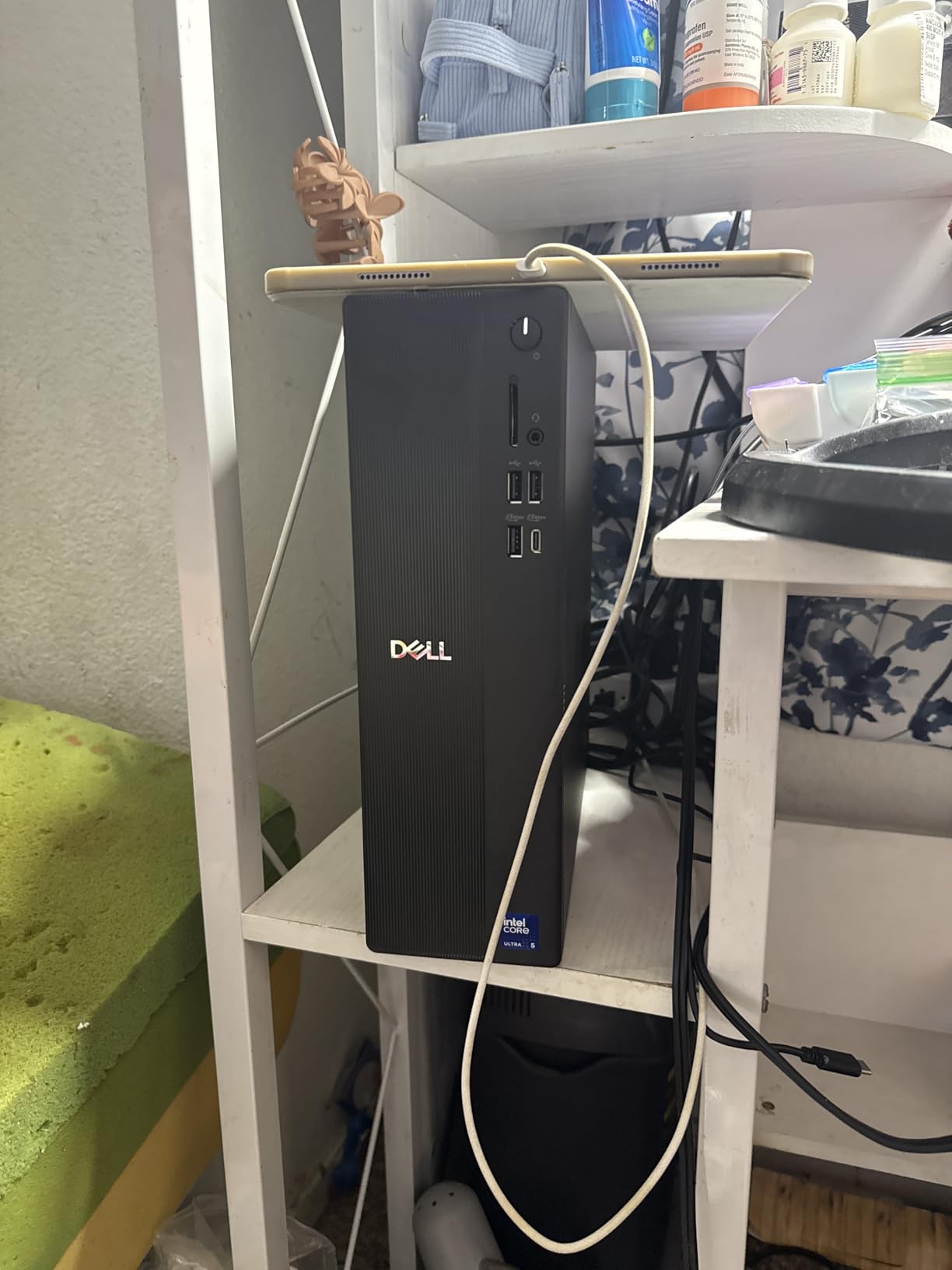 Dell Slim Desktop ECS1250 - Intel Core Ultra 5-225 Processor, UHD Graphics, 16GB Memory, 512GB M.2 SSD, 3.0 SD Card Reader, Wired Keyboard and Mouse, Windows 11 Home, Onsite+Migrate Service customer photo 2