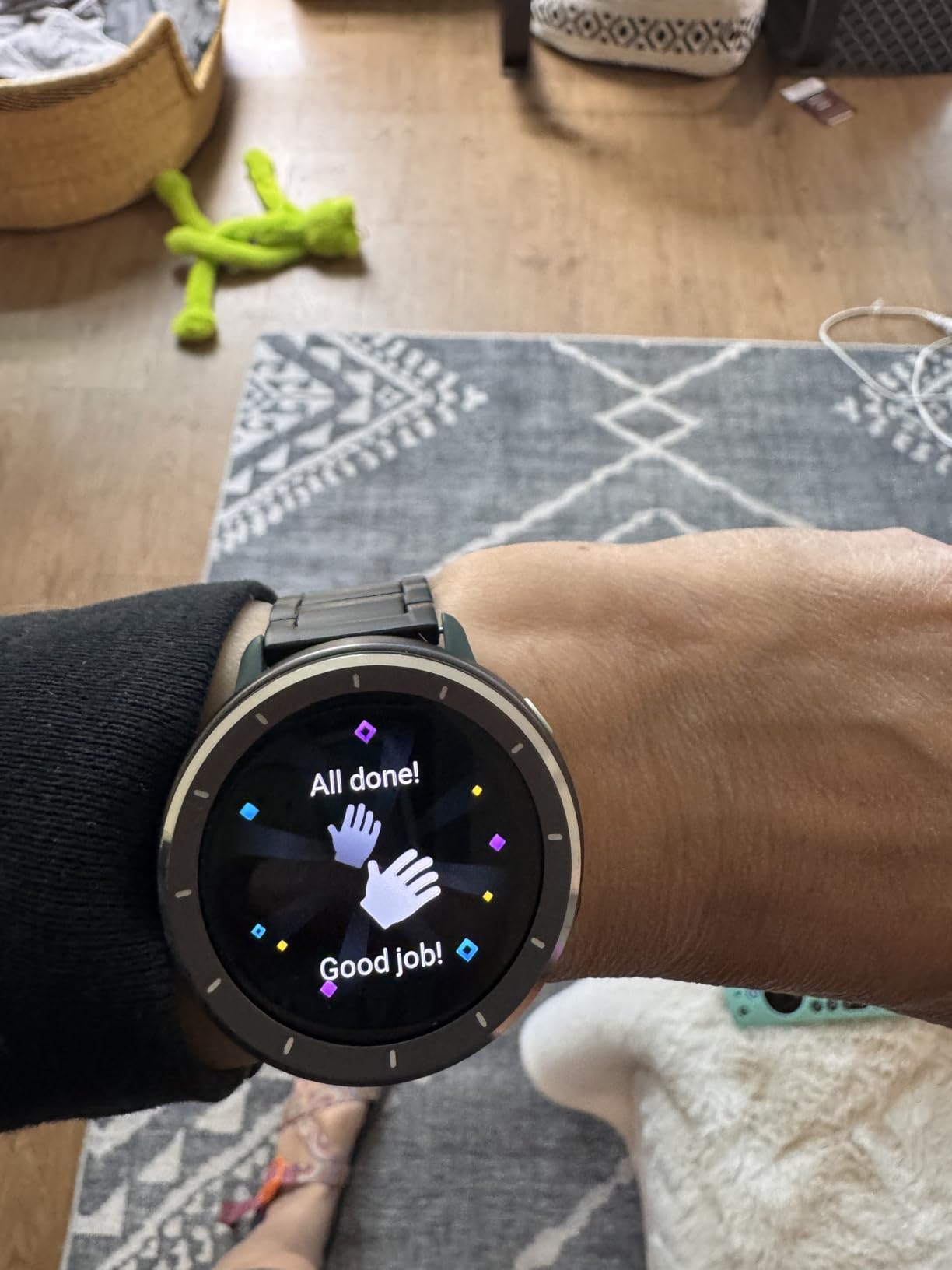 Garmin vivoactive 6 Health and Fitness GPS Smartwatch - AMOLED Display, Up to 11 Days Battery, Metallic Pink Dawn with Matching Band customer photo 2