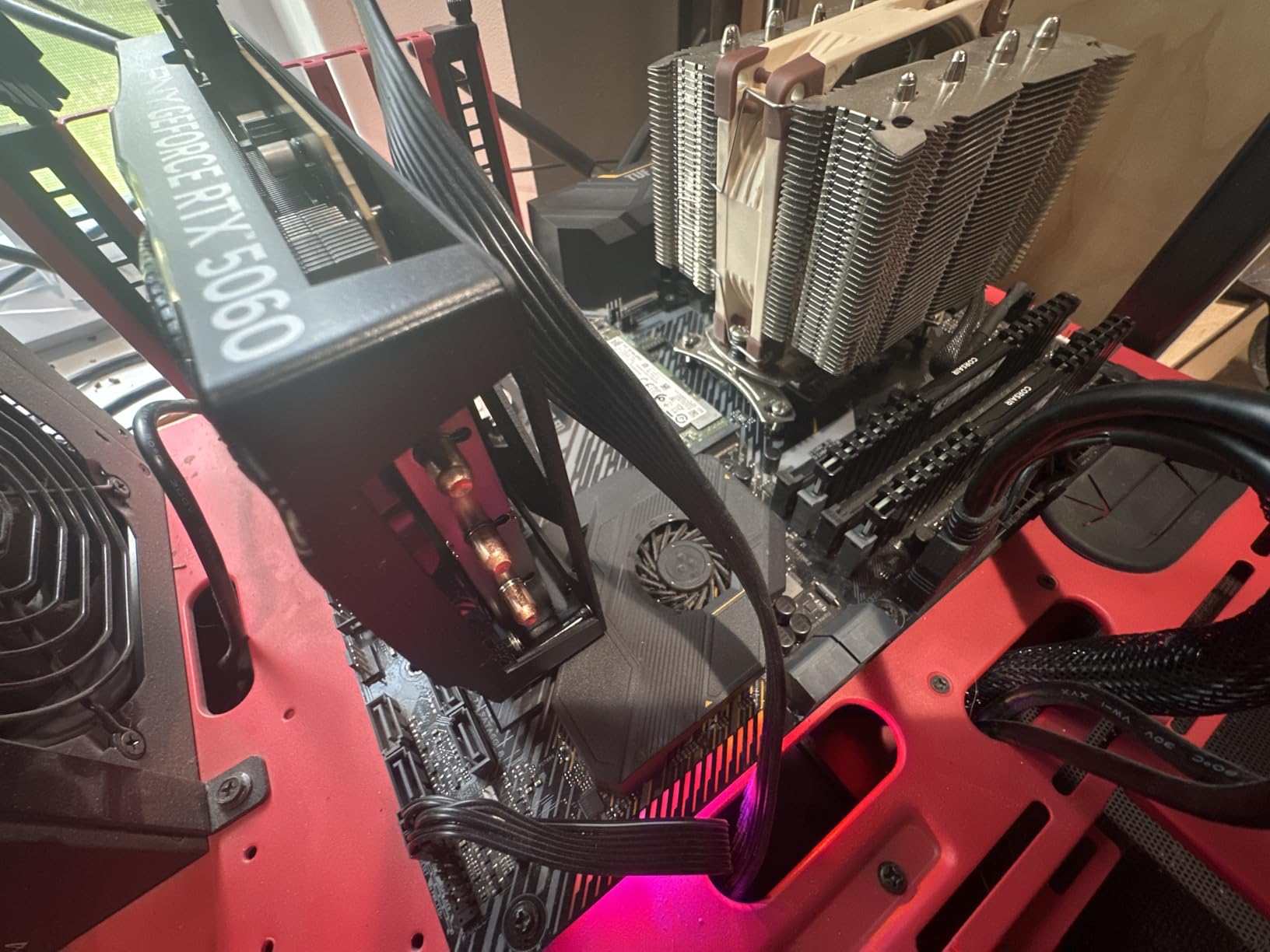 PNY NVIDIA GeForce RTX 5060 OC Dual Fan, Graphics Card (8GB GDDR7, 128-bit, SFF-Ready, PCIe 5.0, HDMI/DP 2.1, 2-Slot, NVIDIA Blackwell Architecture, DLSS 4) customer photo 2