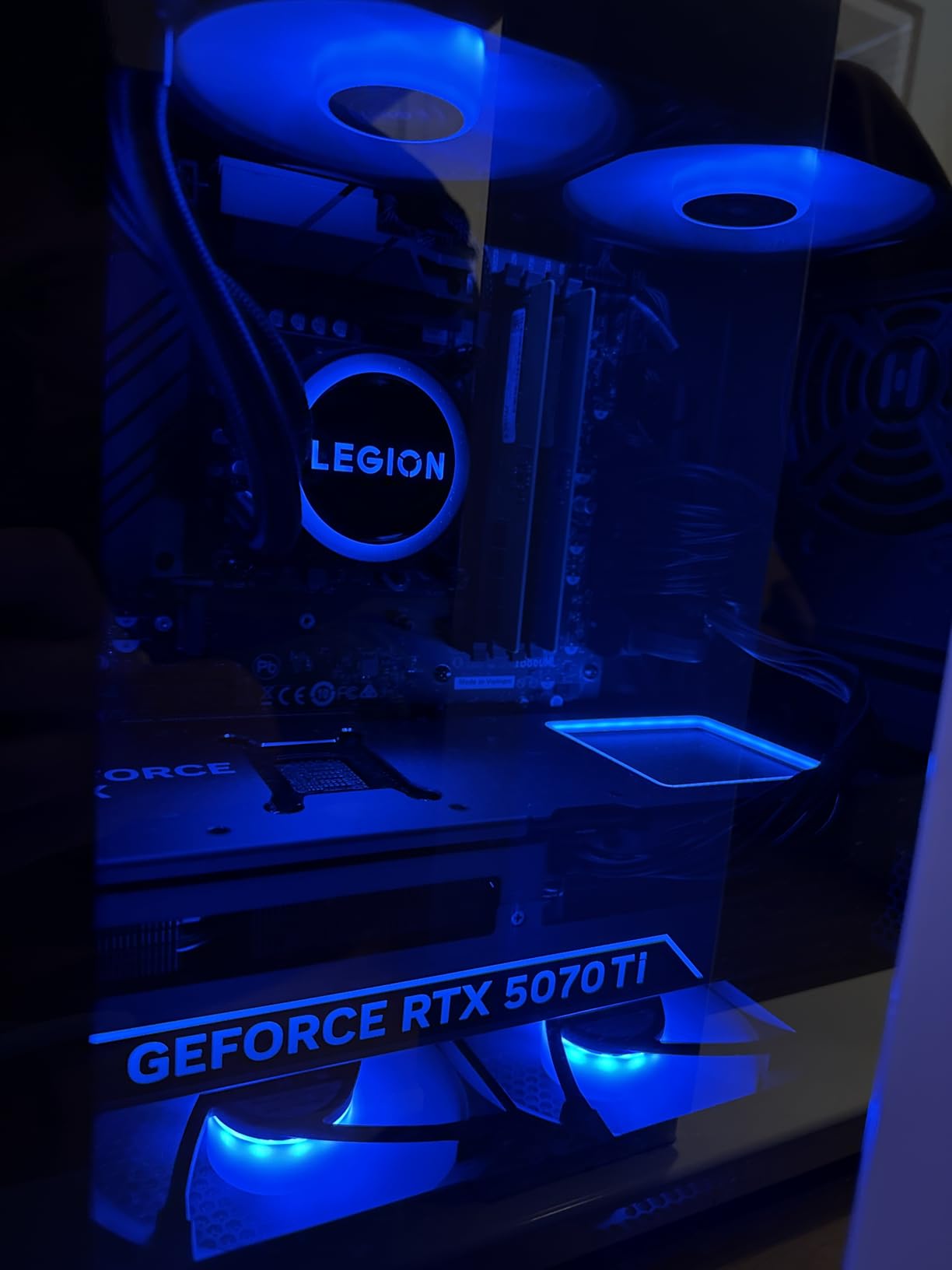 Lenovo Legion Tower 5i – AI-Powered Gaming PC - Intel® Core Ultra 7 265F Processor – NVIDIA® GeForce RTX™ 5070 Ti Graphics – 32 GB Memory – 1 TB Storage – 3 Months of PC GamePass customer photo 2