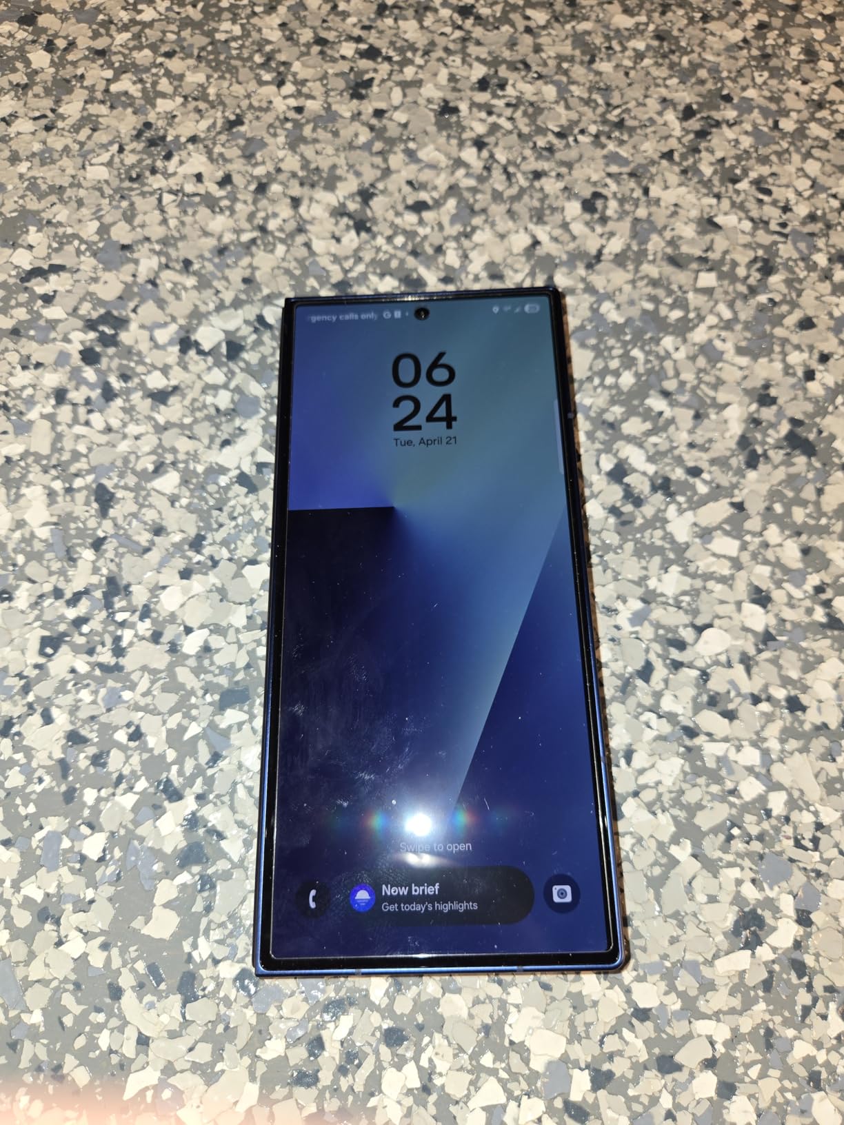 Samsung Galaxy Z Fold7 Cell Phone, 512GB AI Smartphone, Unlocked Android, AI Photo Edits, Large Screen, Long Battery Life, 2025, US 1 Yr Manufacturer Warranty, JetBlack customer photo 1