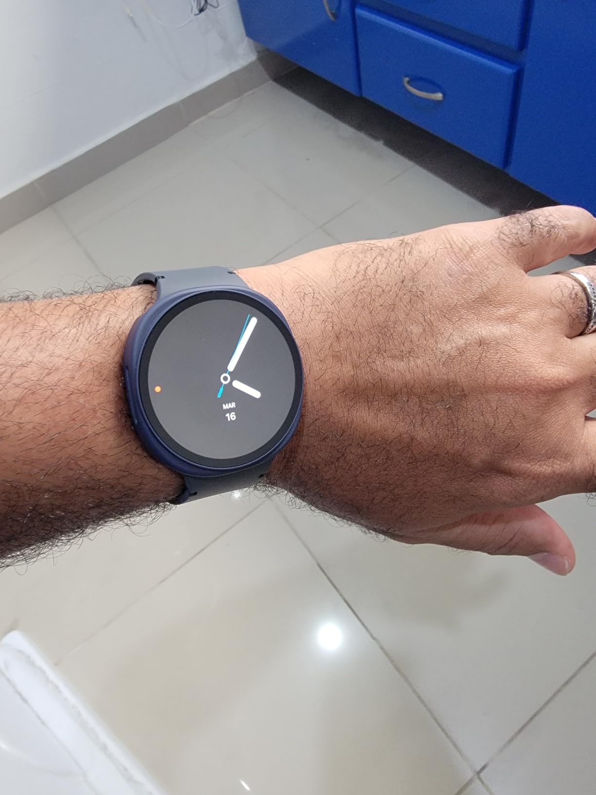 Samsung Galaxy Watch 8 (2025), Graphite, 44mm, Bluetooth Smartwatch customer photo 2